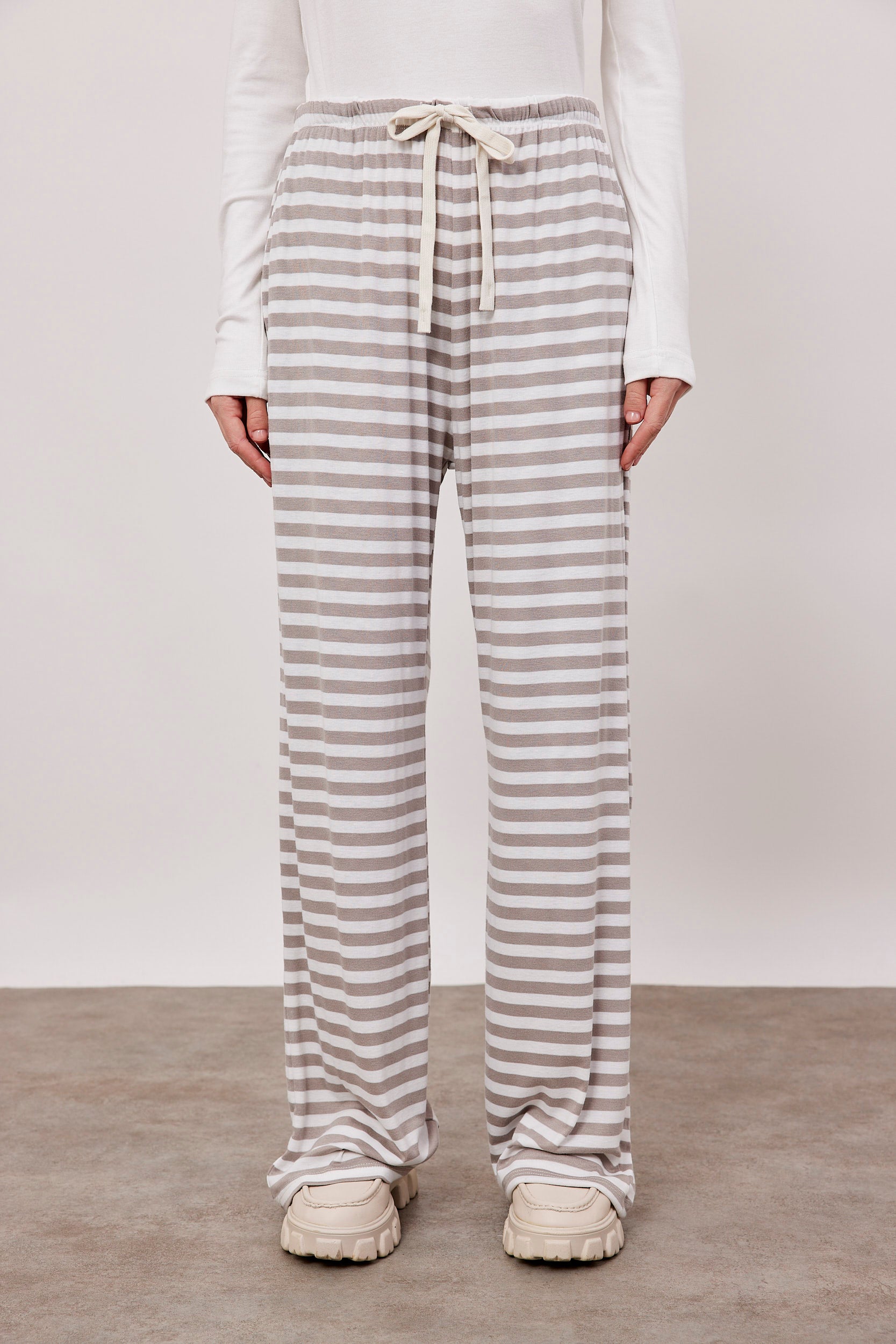 מכנסי פסים ארוכים