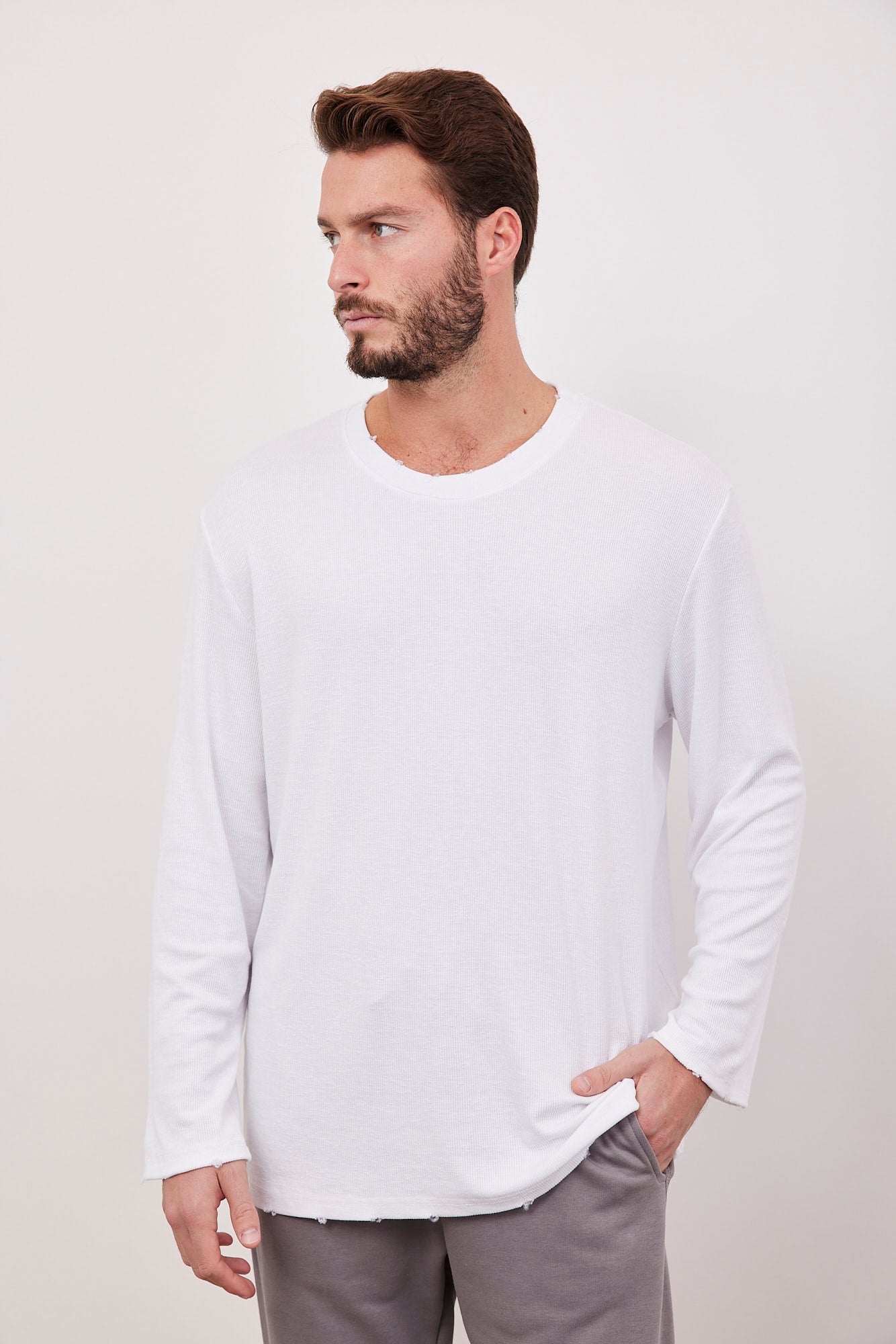 חולצה בטקסטורת פסים גימור קרעים - ITAY BRANDS