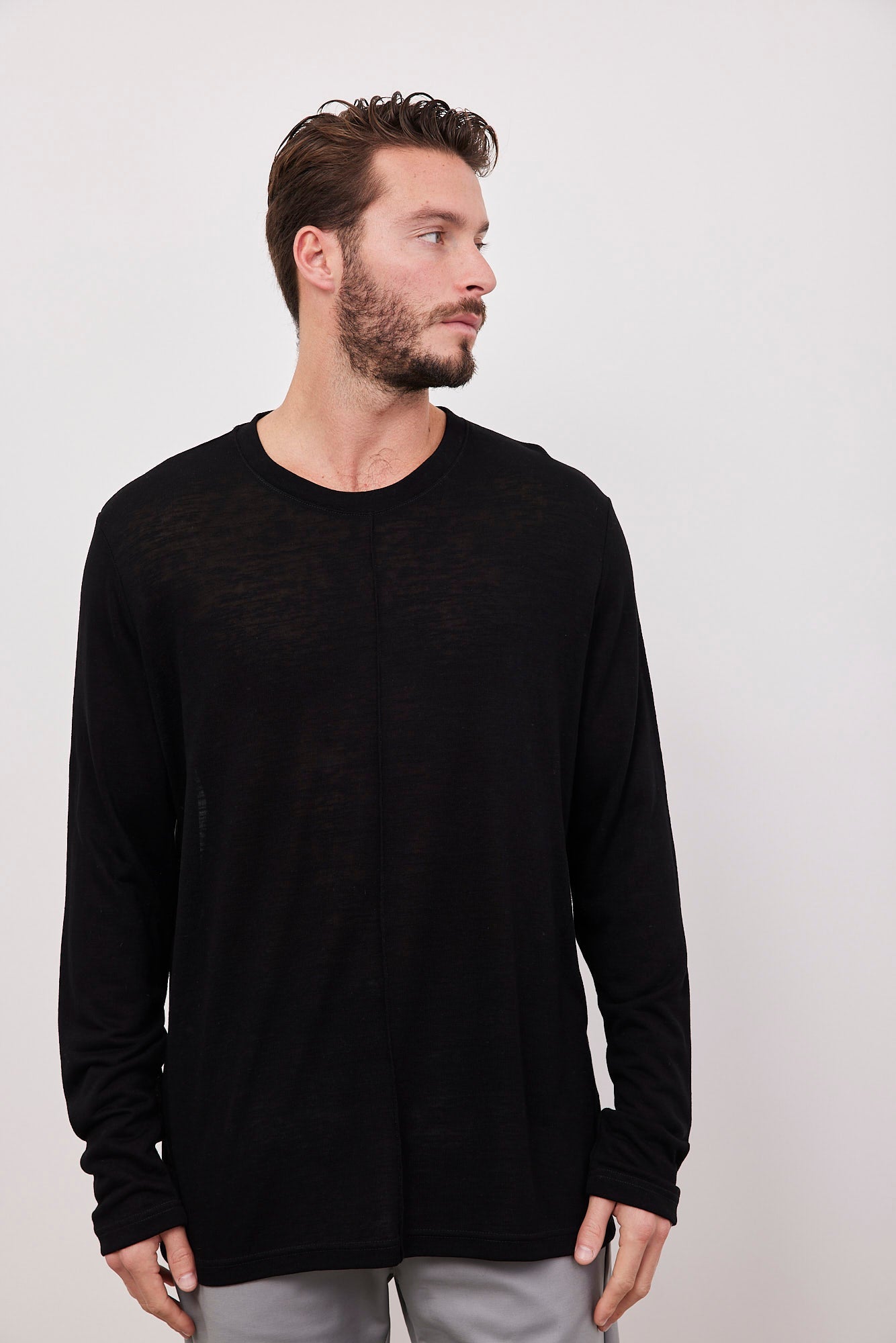 חולצה במראה פשתן עם תיפור קדמי - ITAY BRANDS