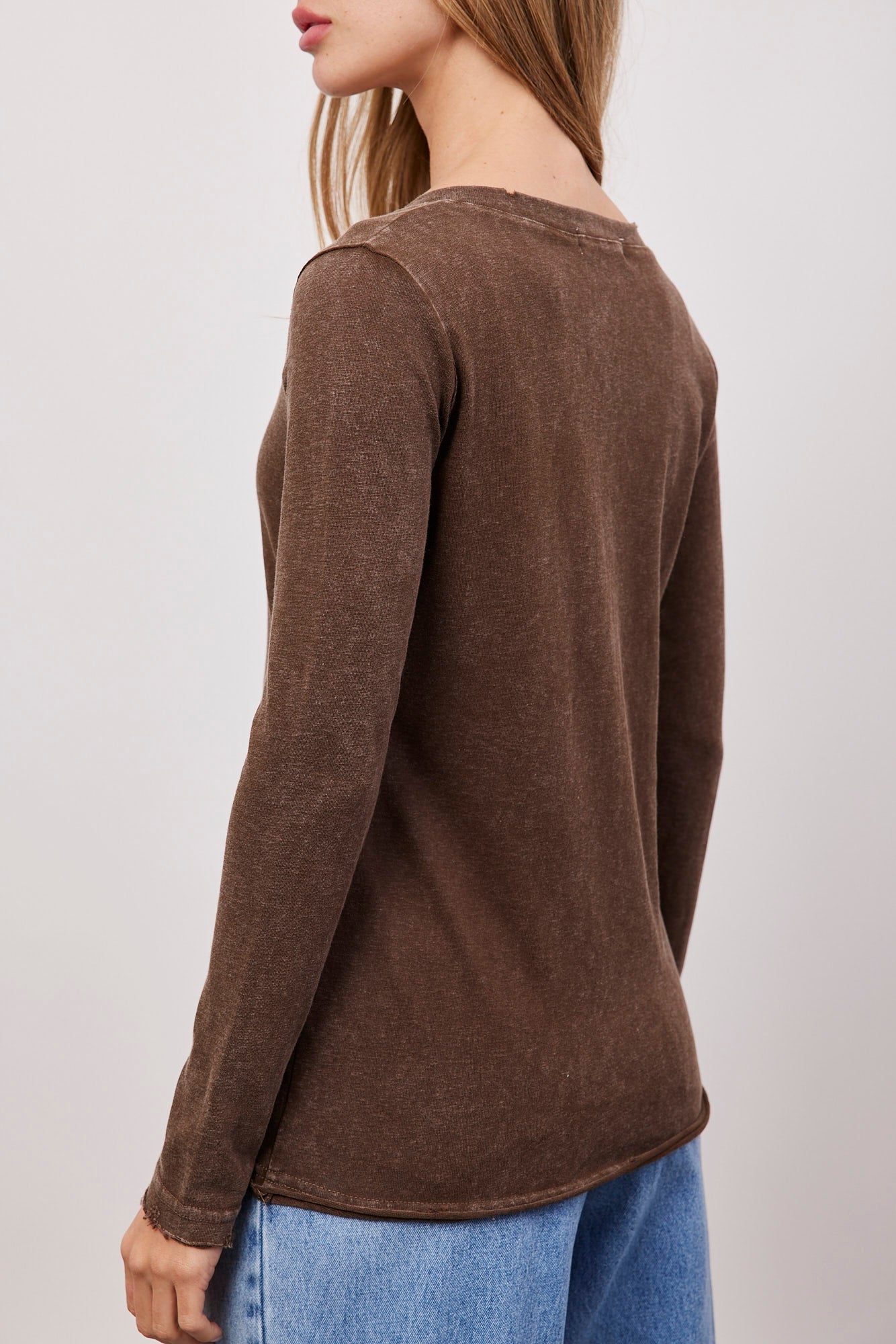 חולצת וי ווש ארוכה - ITAY BRANDS