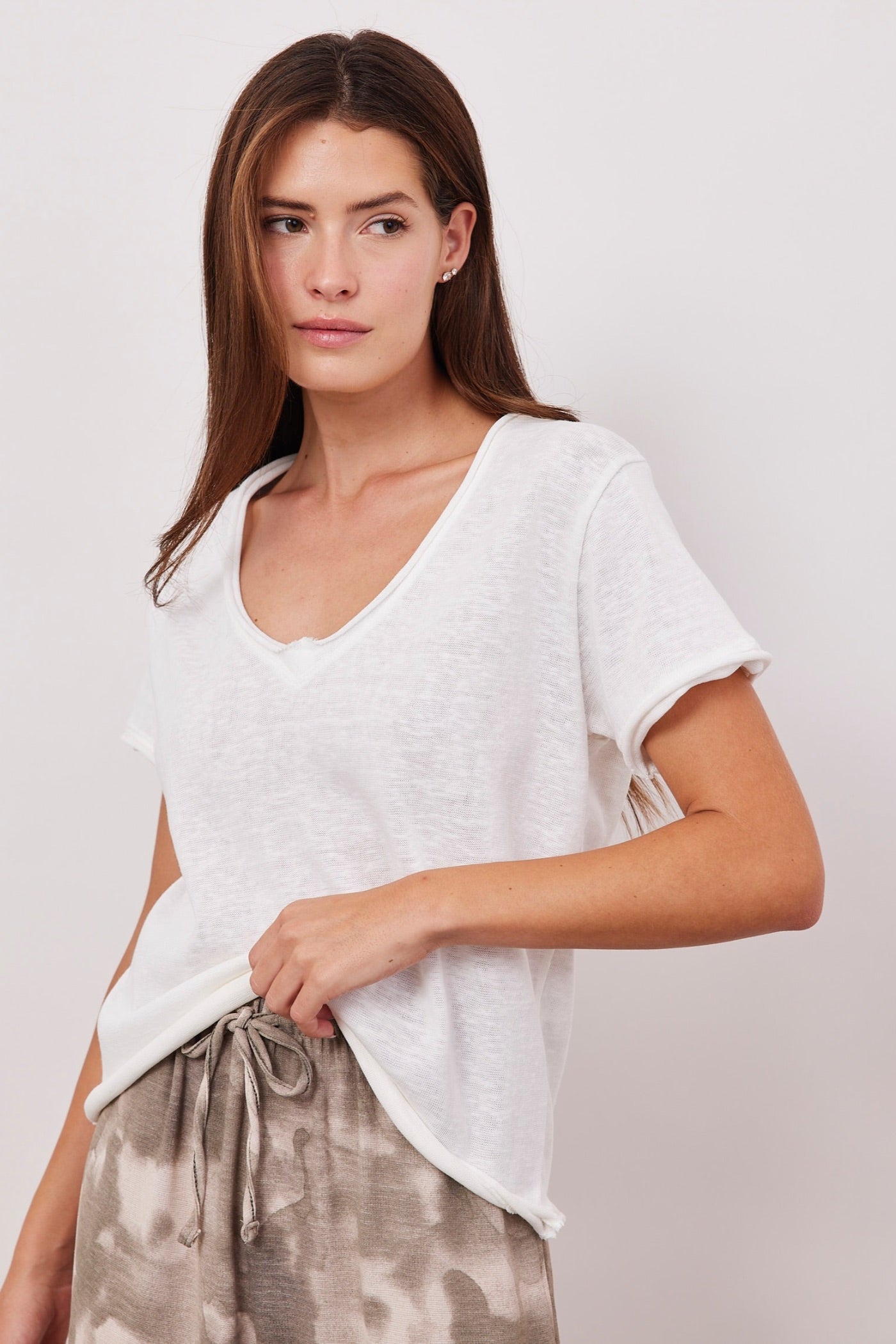 טישרט וי סיומת פרומה