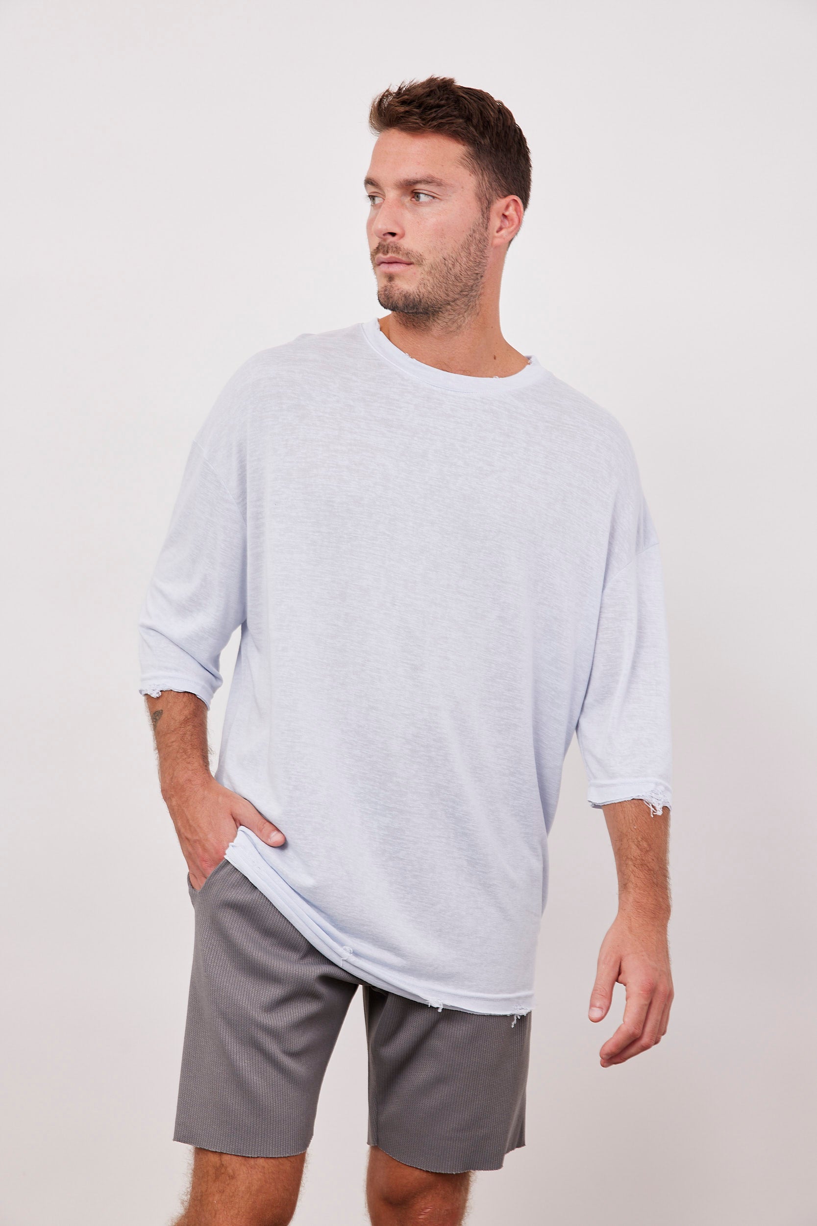 ברמודה מבד סריג