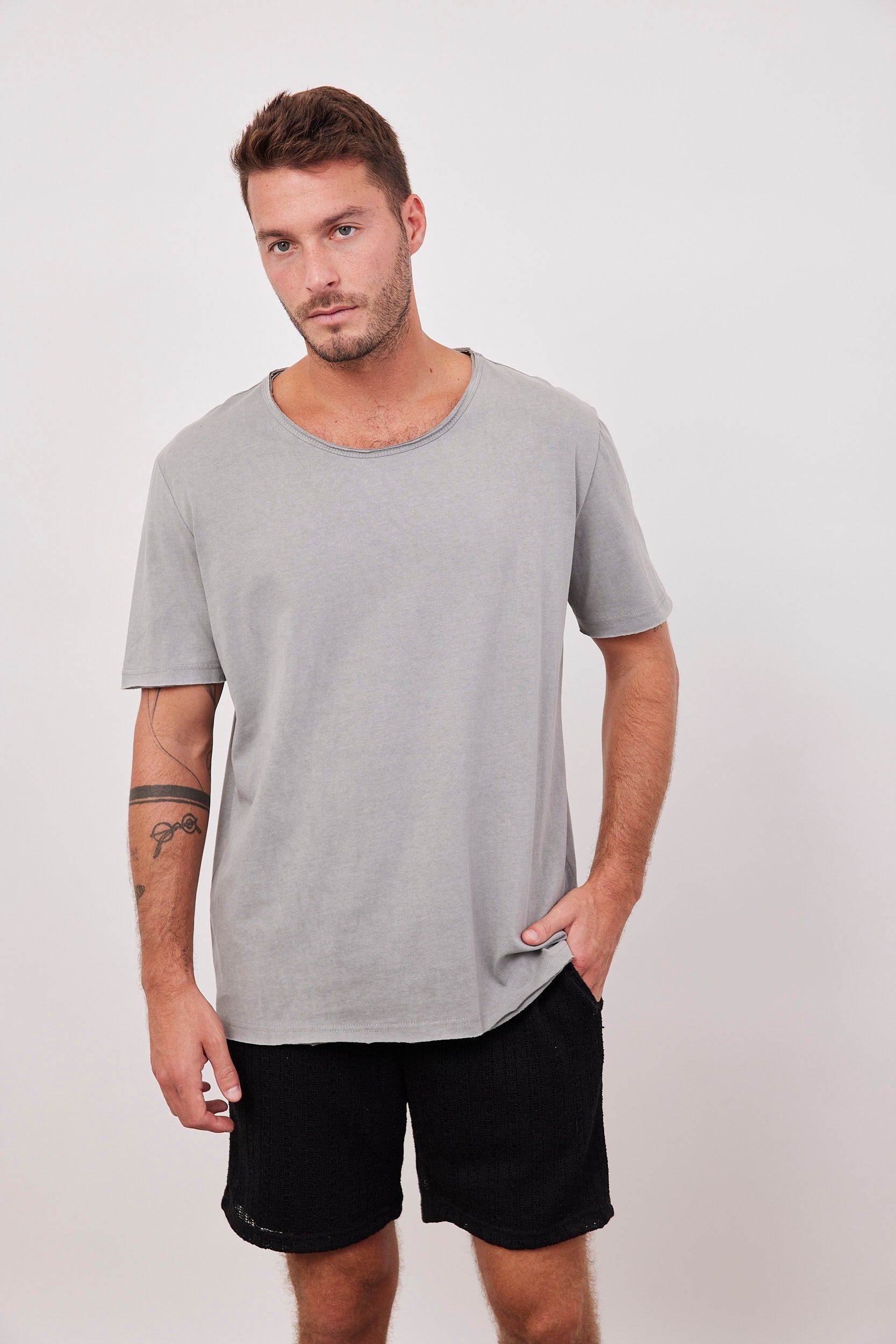 מכנסיים קצרים סרוגים