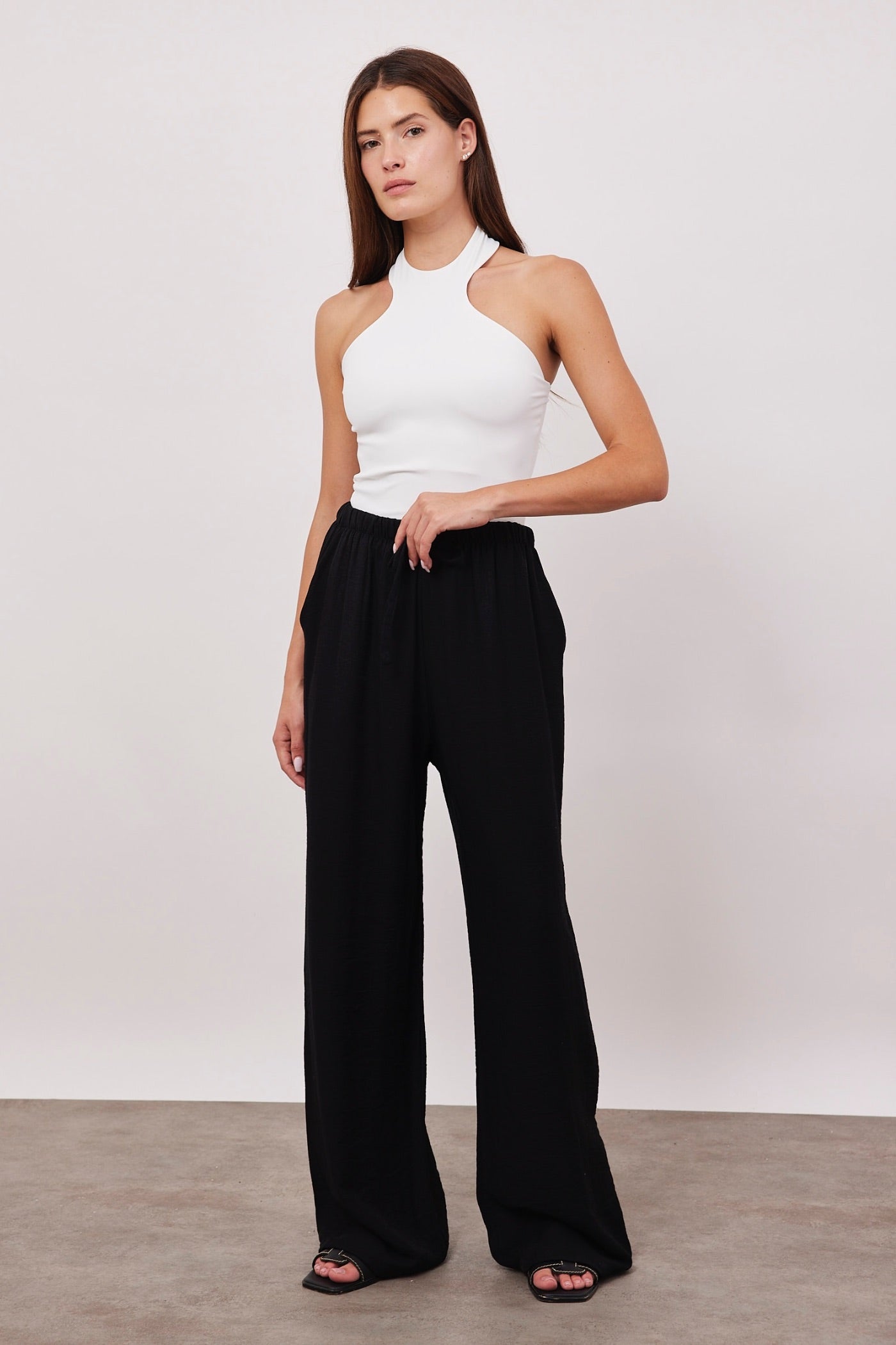 מכנסיים נשפכים בטקסטורה