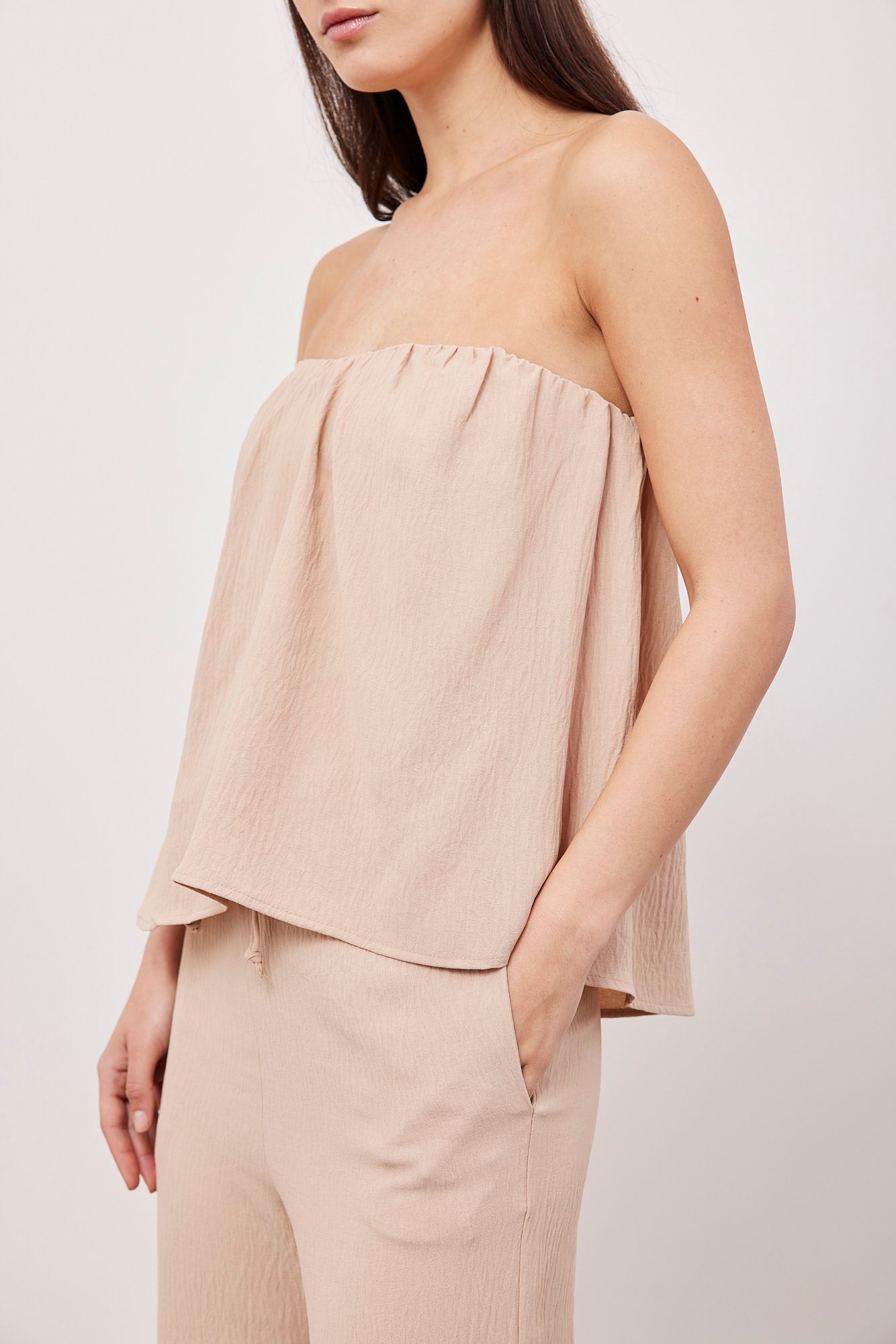 חליפת סטרפלס בטקסטורה - ITAY BRANDS