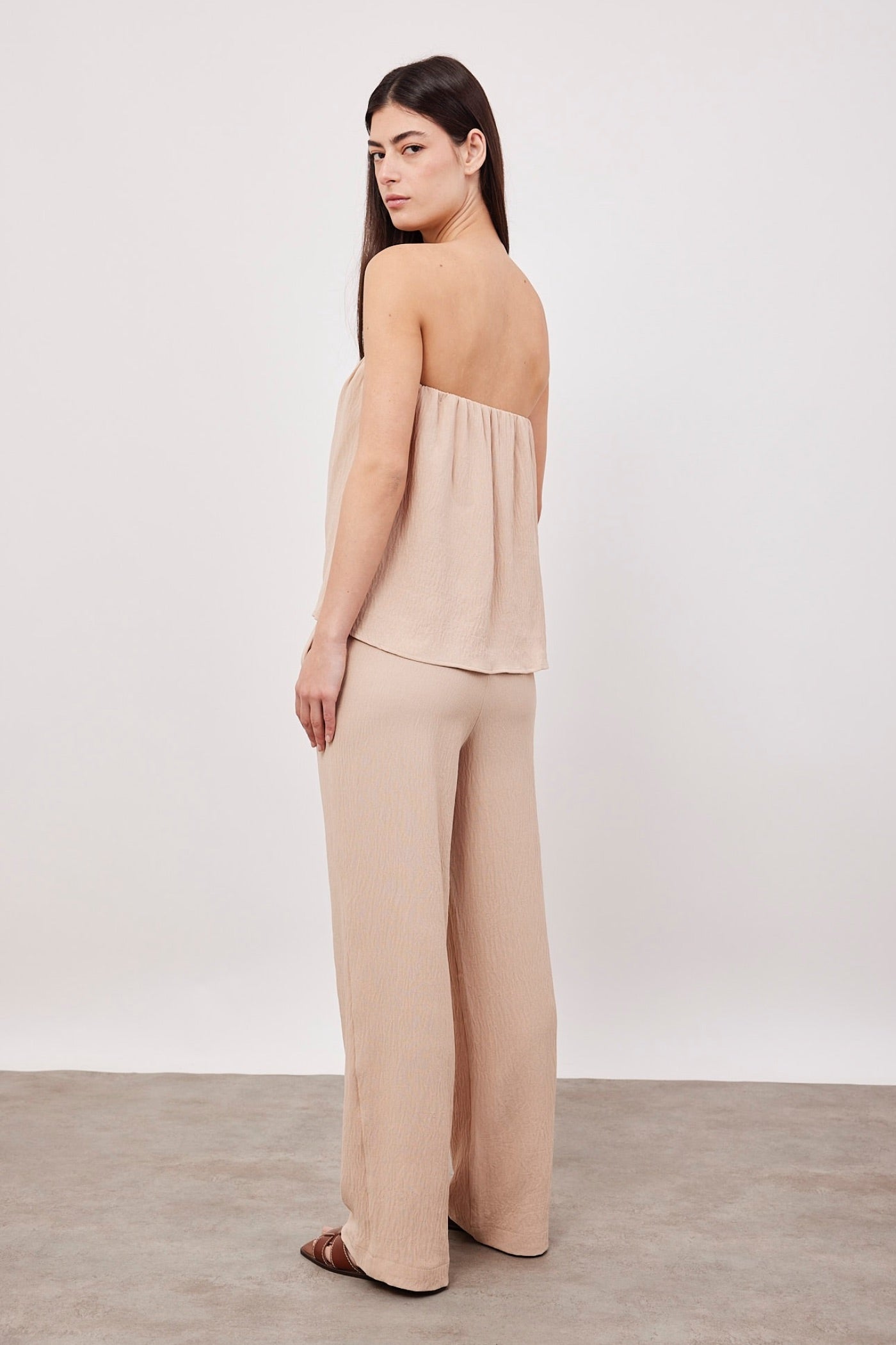 חליפת סטרפלס בטקסטורה - ITAY BRANDS