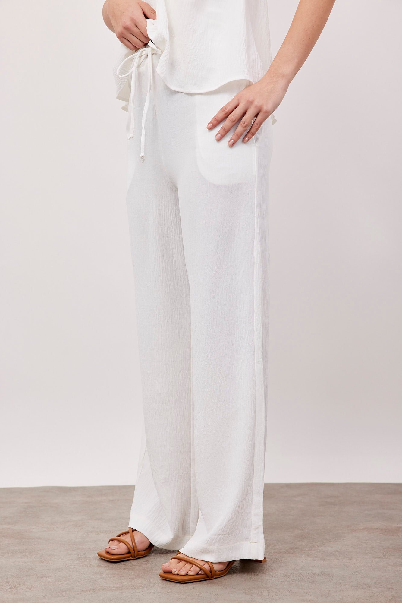 חליפת סטרפלס בטקסטורה - ITAY BRANDS