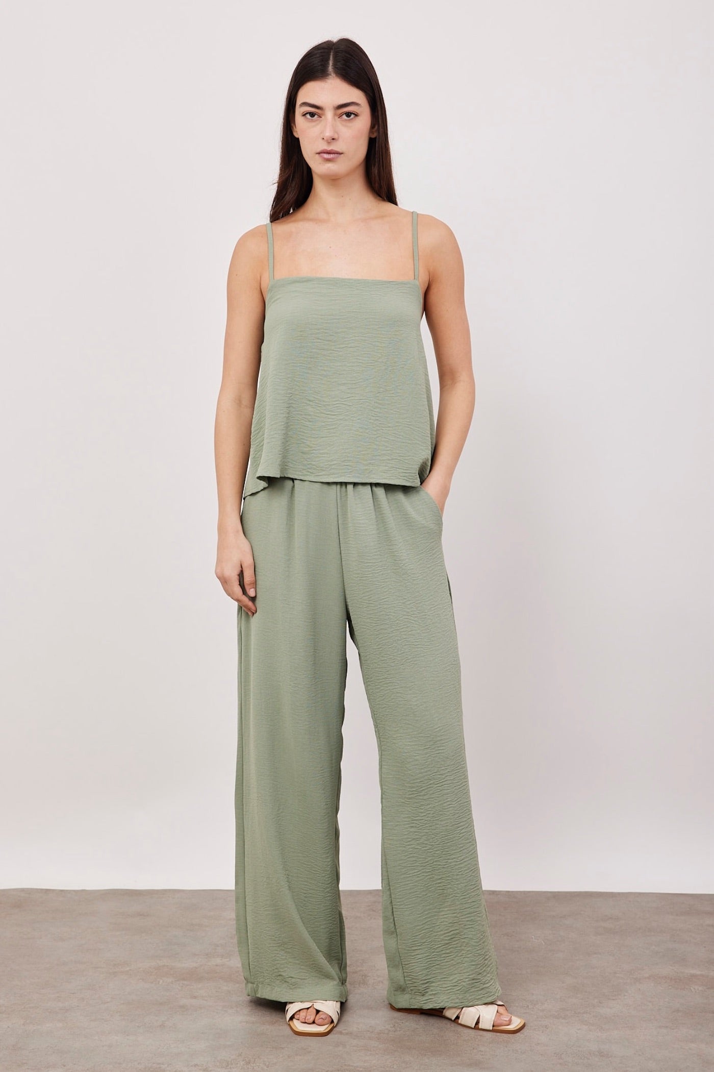 חליפת גופייה בטקסטורה - ITAY BRANDS