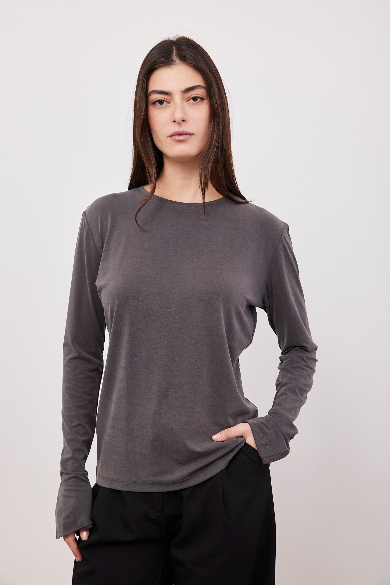 חולצה ארוכה דקה עם כפתורים בשרוול - ITAY BRANDS