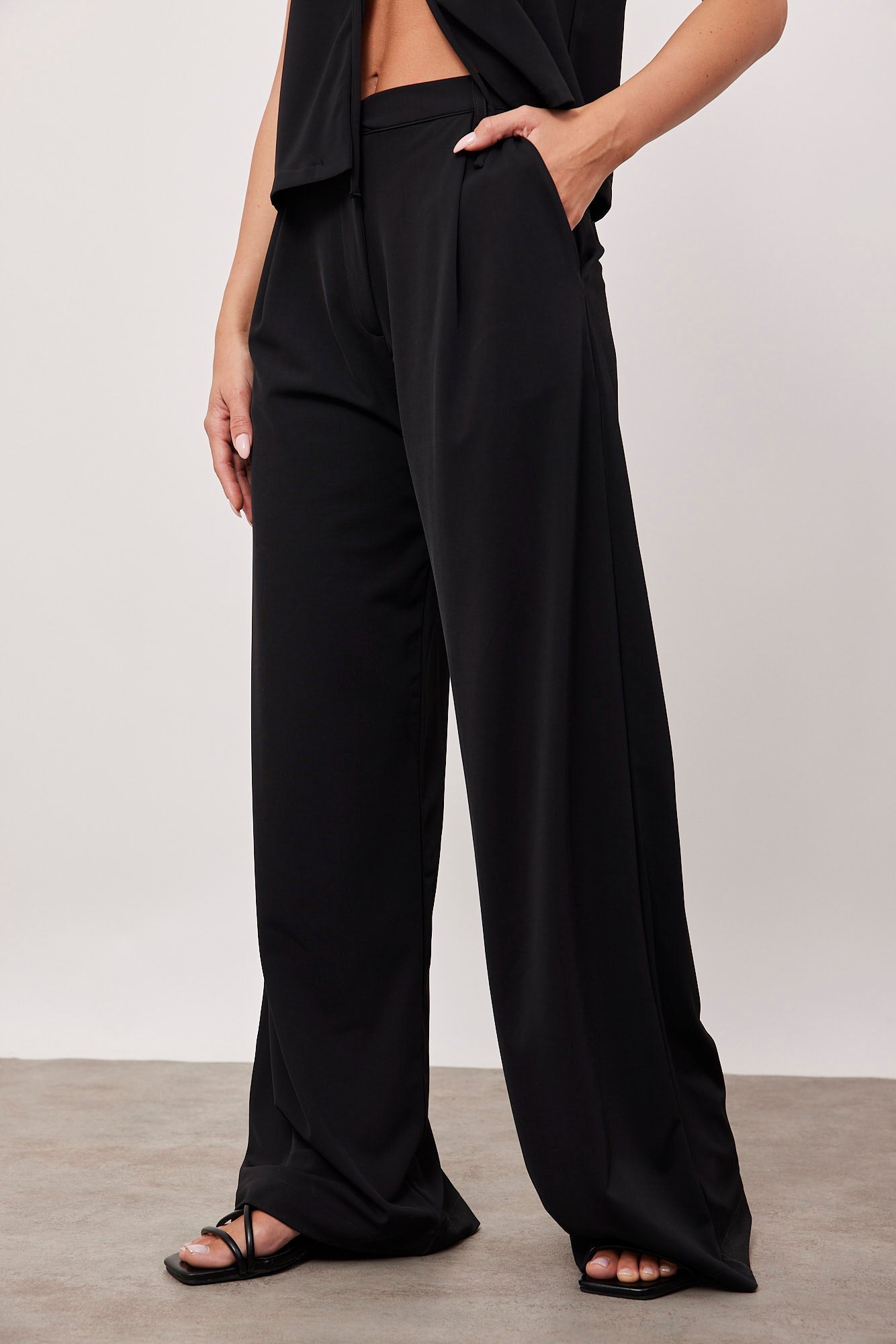 מכנסיים מחויטים מבד נשפך - ITAY BRANDS