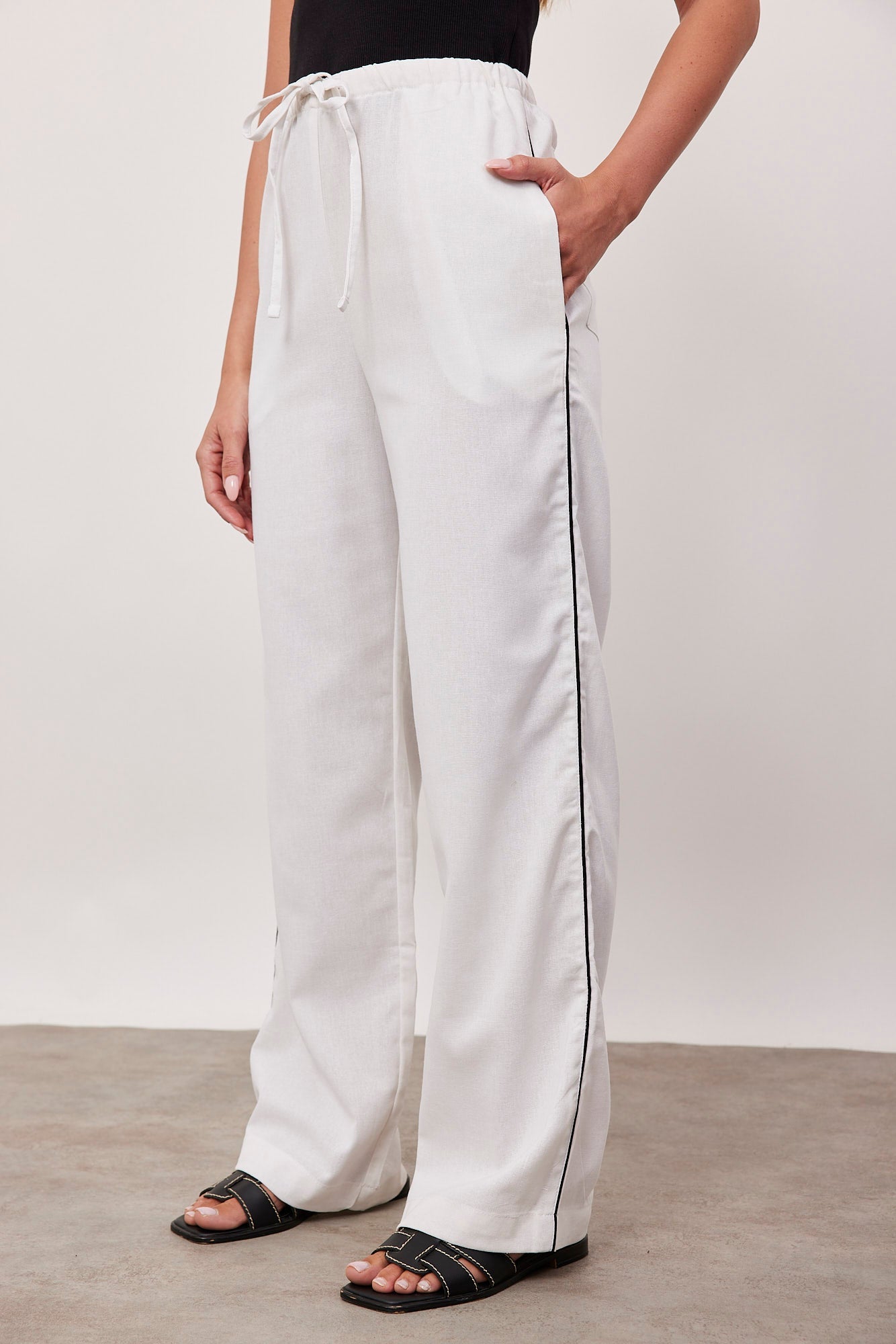 מכנסיים בשילוב פשתן עם פס צידי - ITAY BRANDS