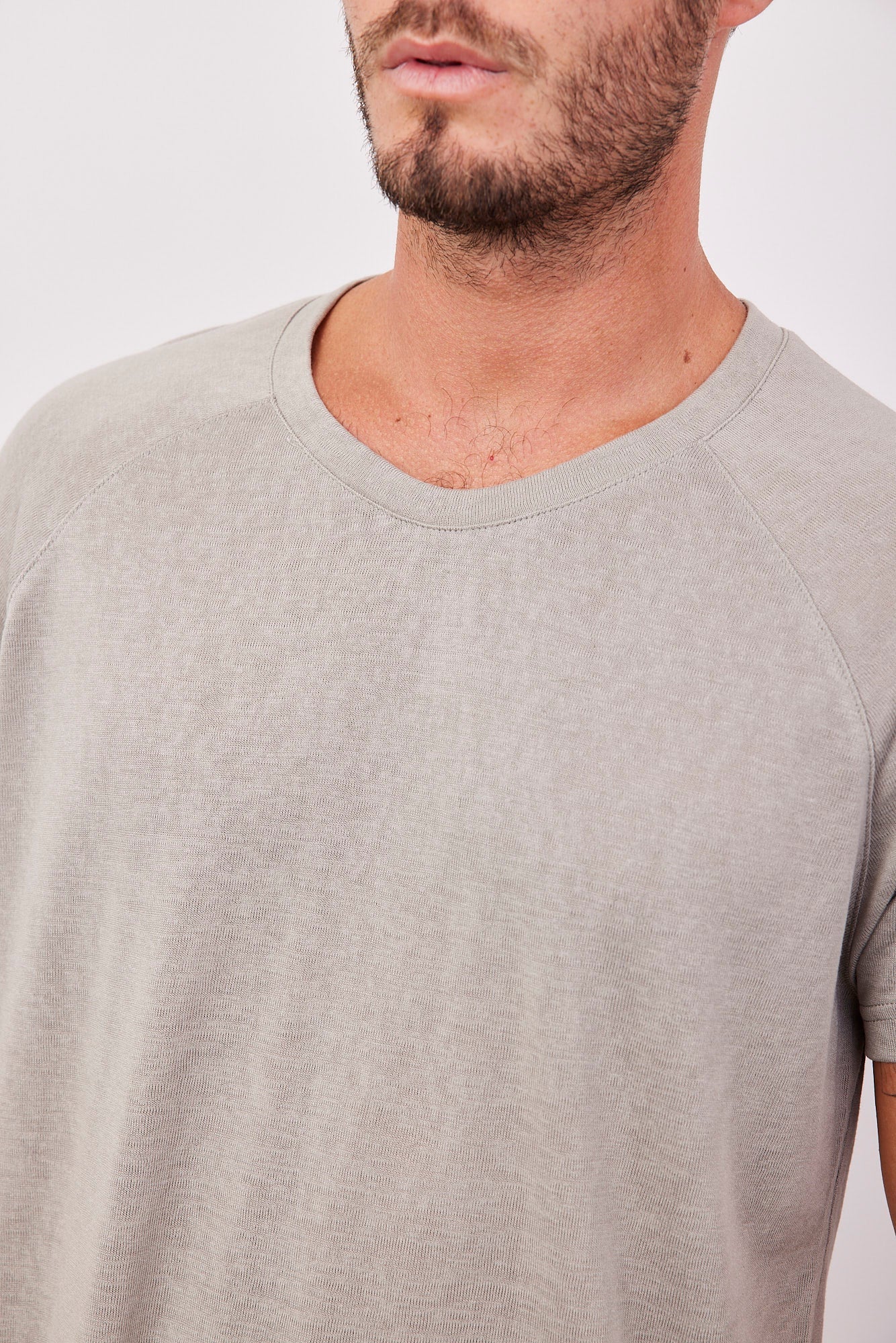 טי-שרט רגלן במראה פשתן - ITAY BRANDS