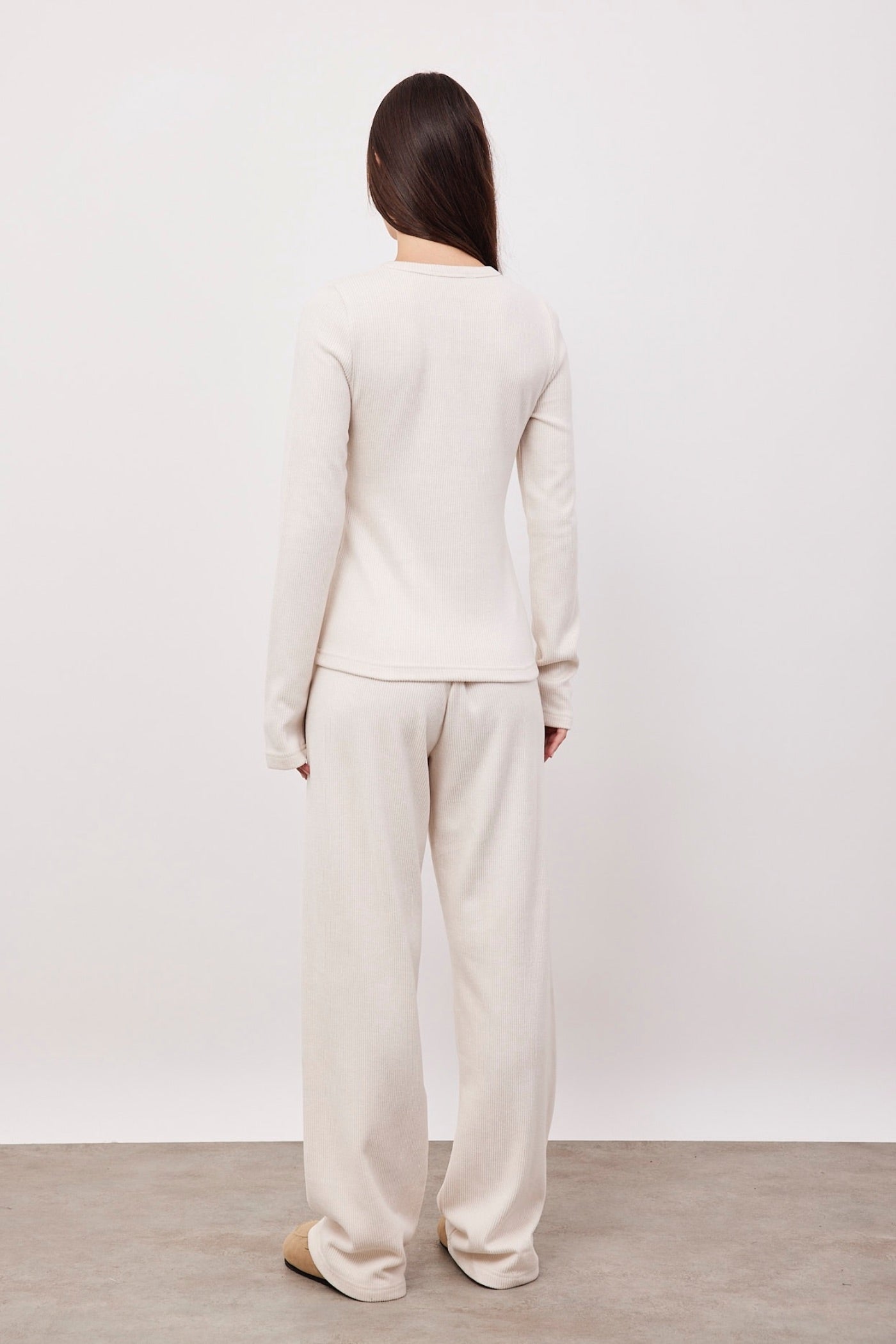 חליפה סריג בשילוב כפתורים - ITAY BRANDS