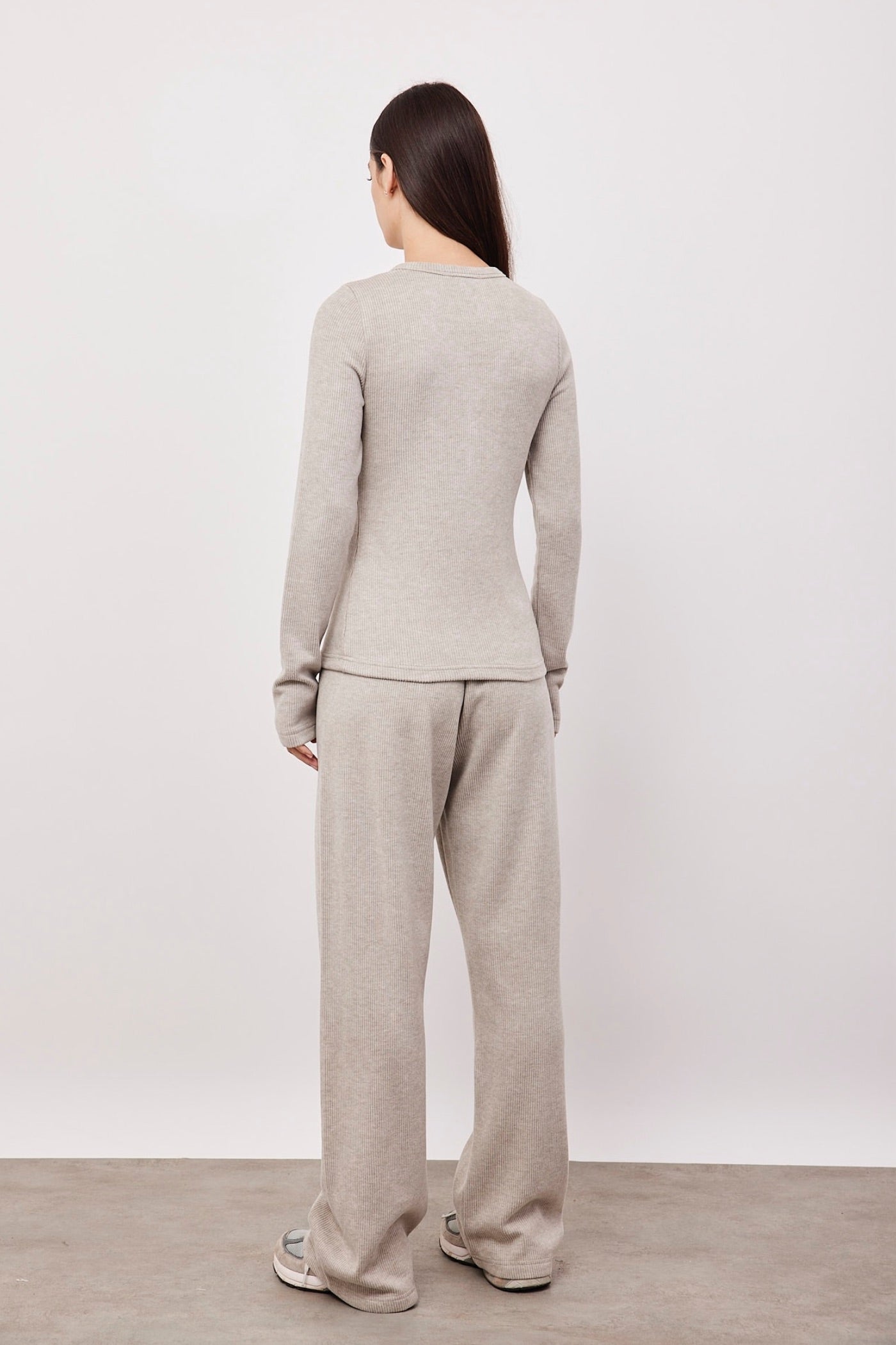 חליפה סריג בשילוב כפתורים - ITAY BRANDS