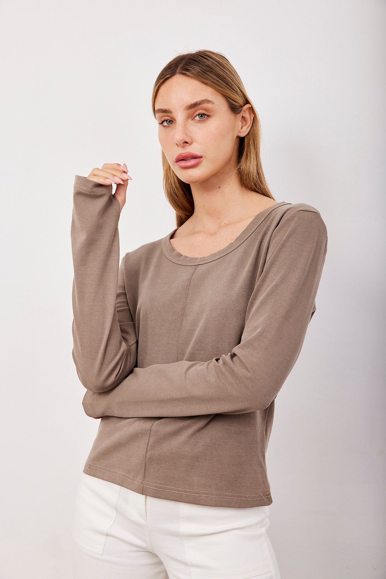 חולצה ארוכה עם תיפור ושרוול כפפה - ITAY BRANDS