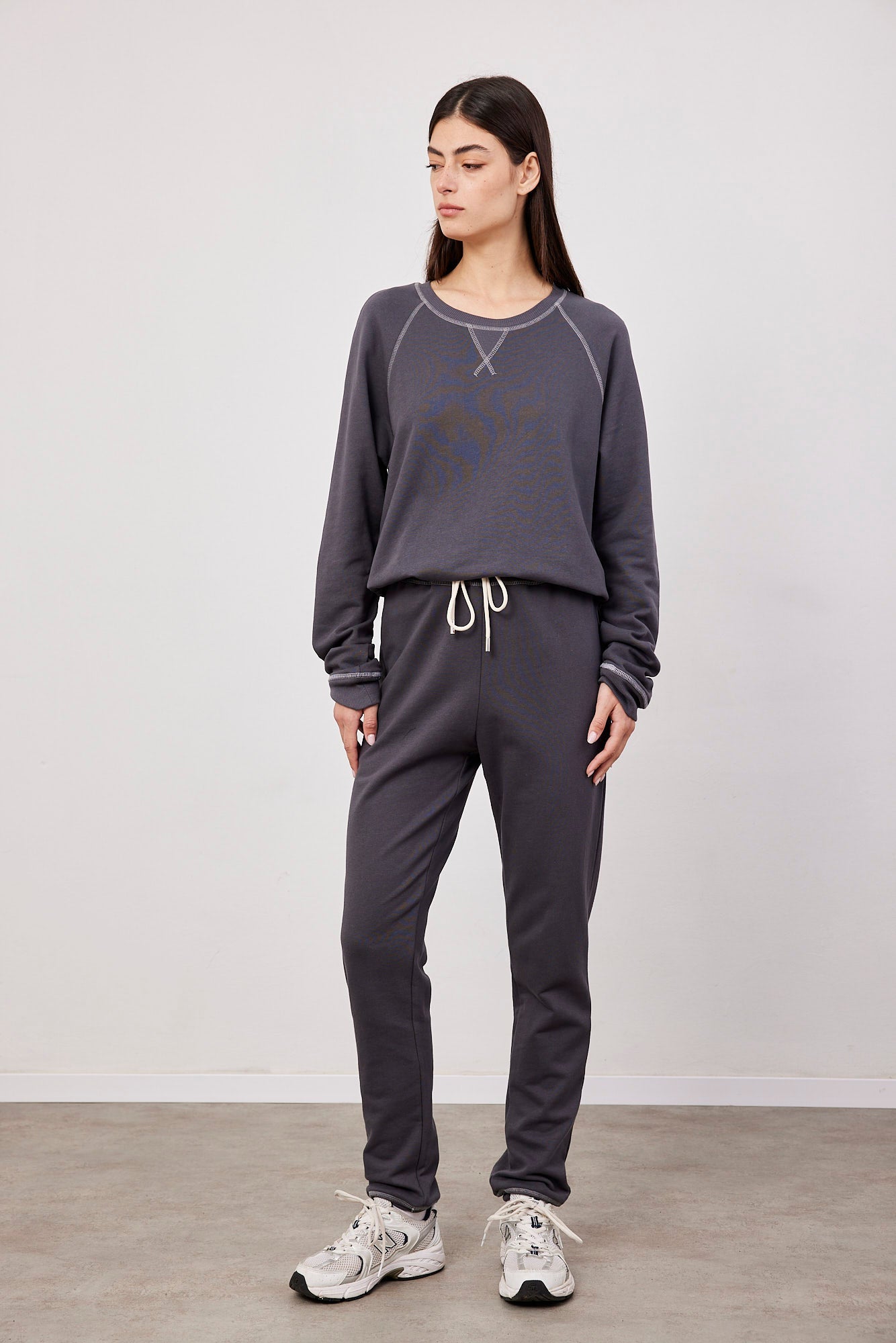 חליפה עם תיפורים - ITAY BRANDS