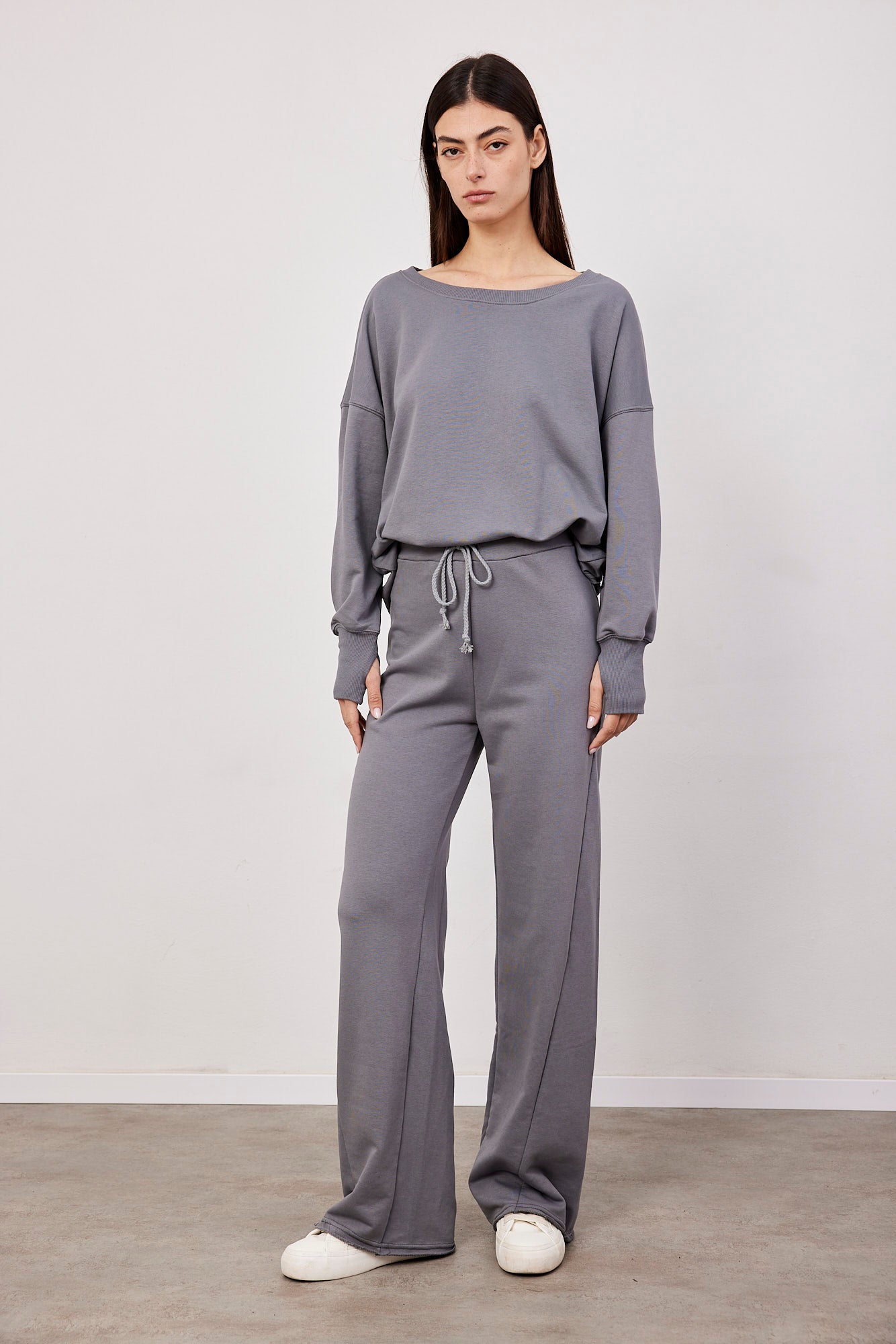 חליפת פרנץ׳ טרי עם שרוול כפפה