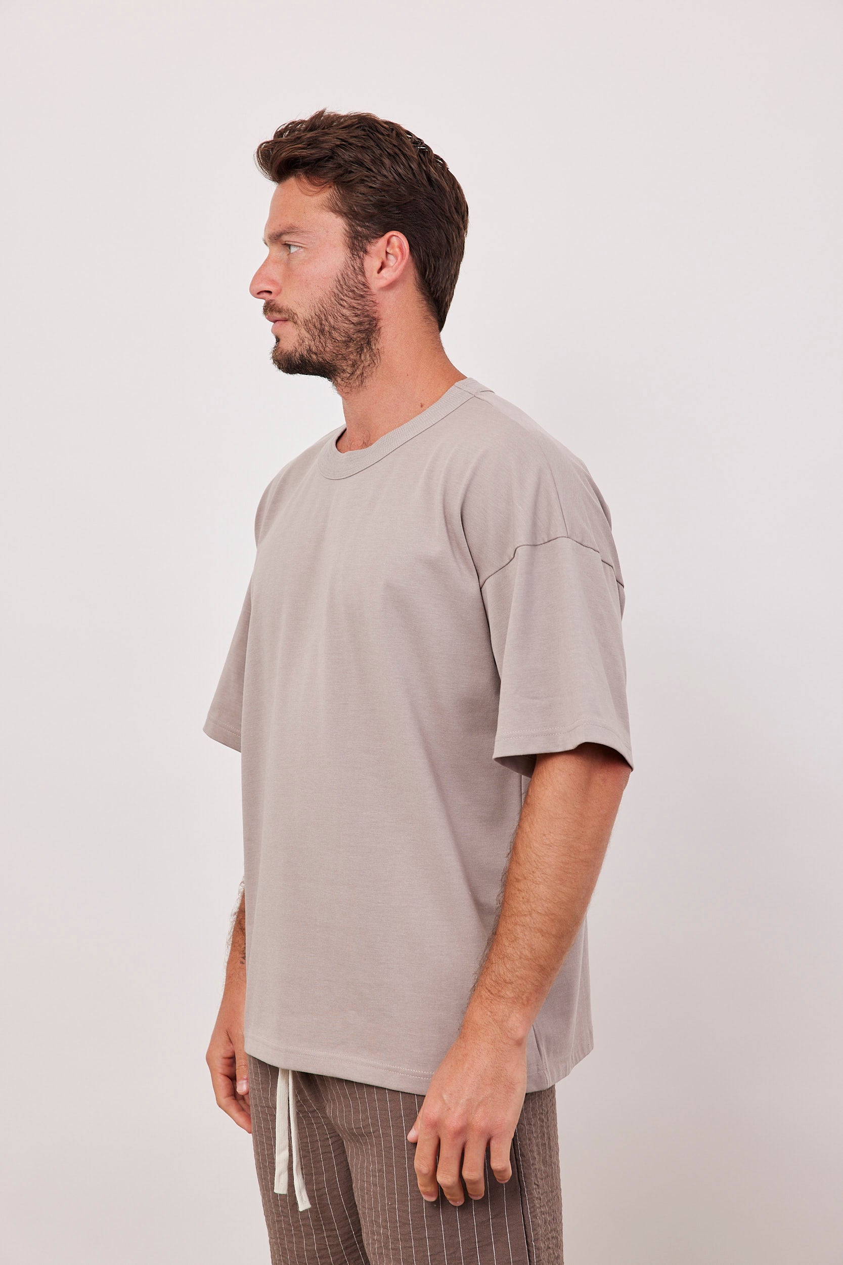 חולצת אוברסייז תיפורים