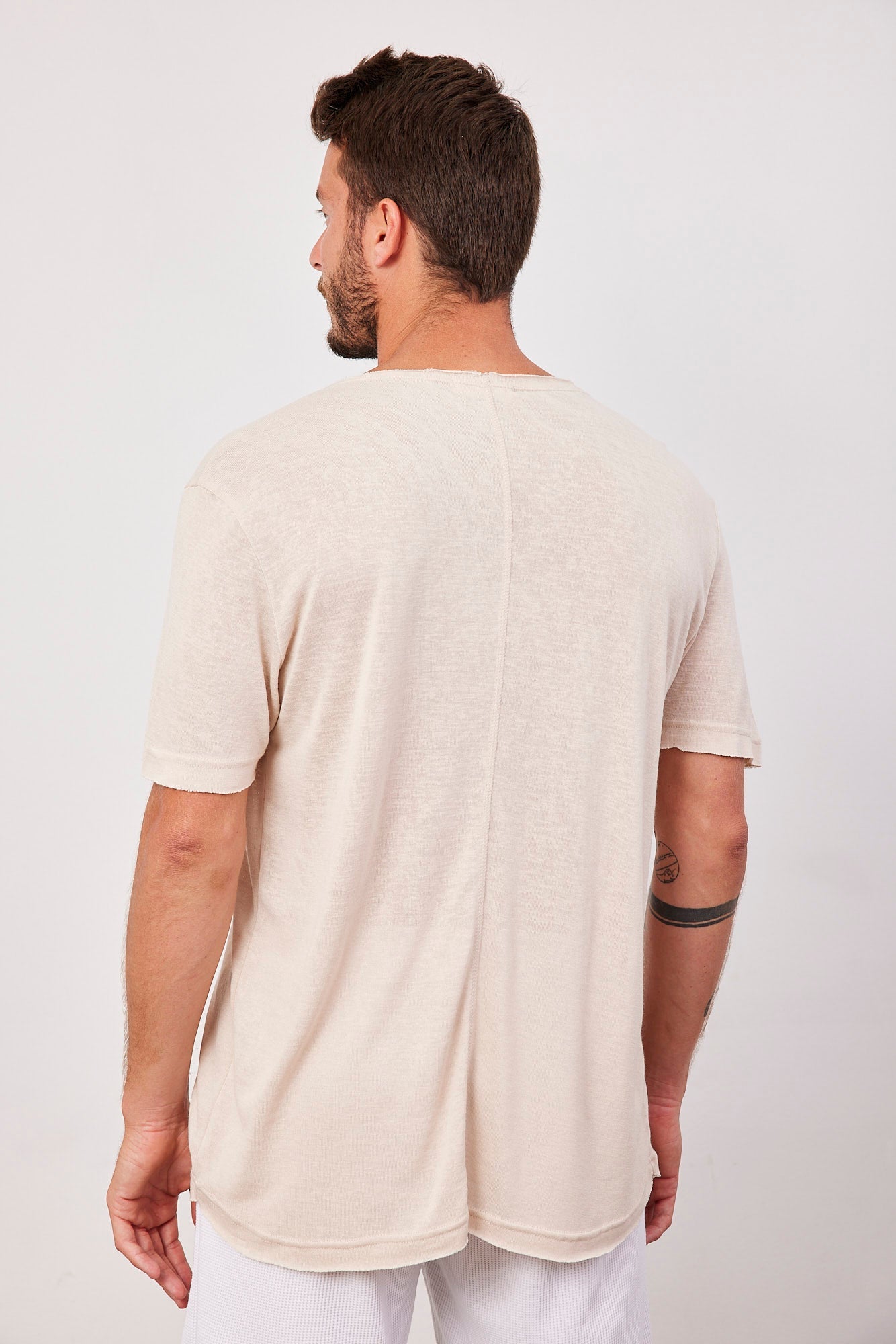 טי-שרט וי בד רך - ITAY BRANDS