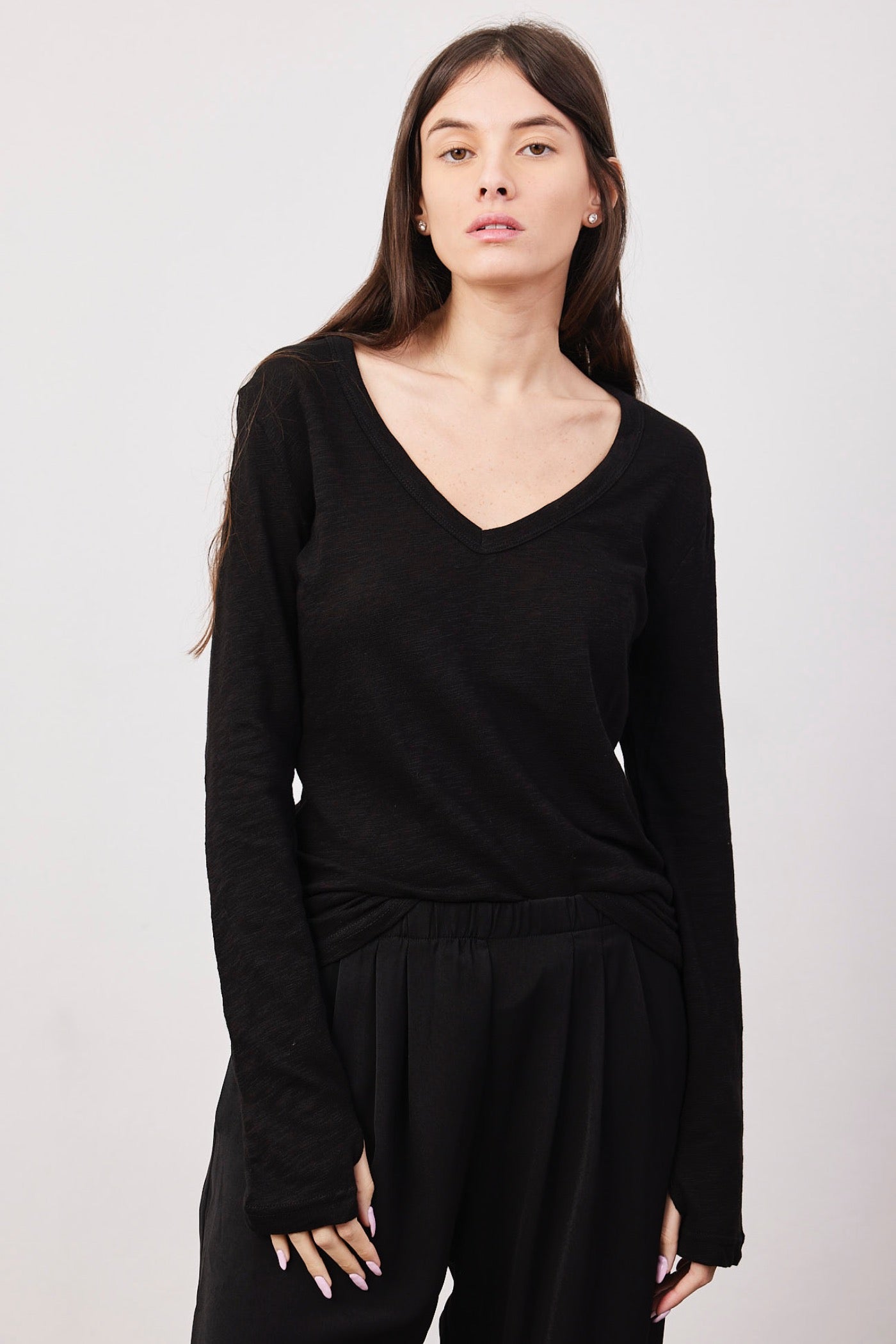 חולצת וי בייסיק שרוול כפפה - ITAY BRANDS