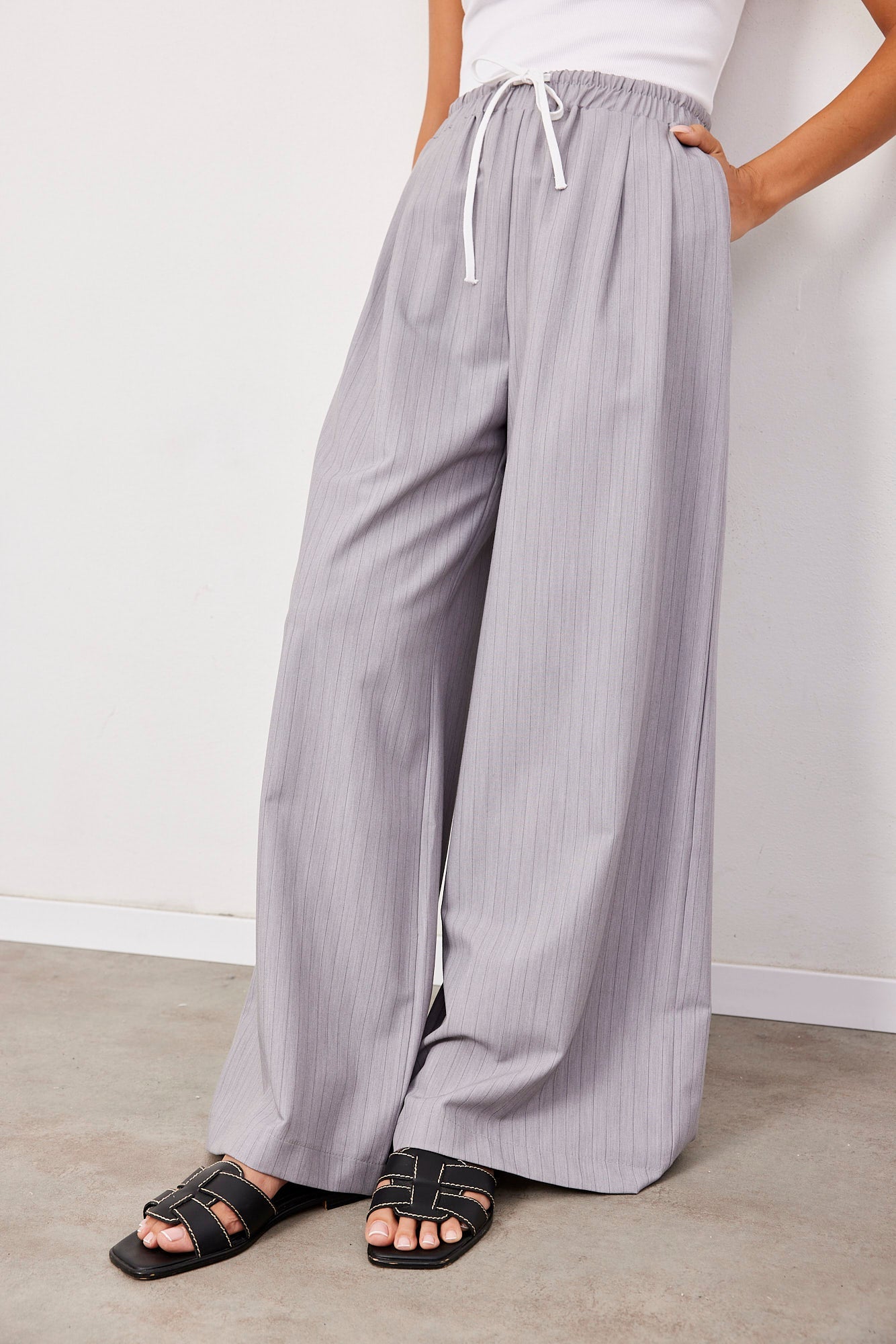 מכנסי פסים ארוכים מתרחבים - ITAY BRANDS