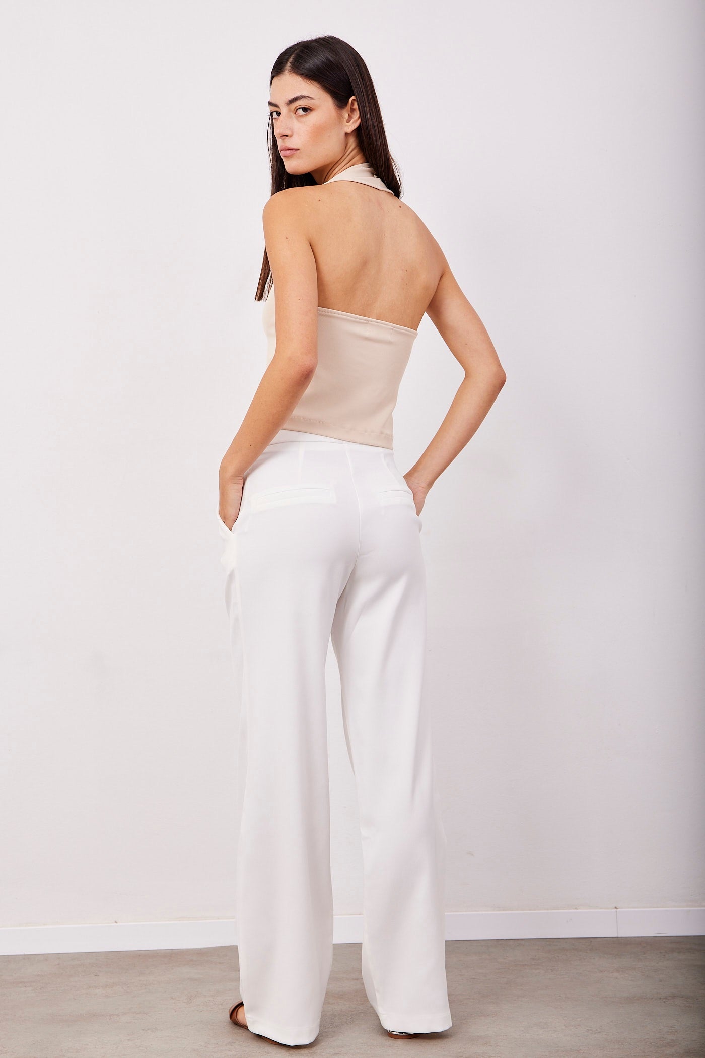 מכנסיים מחויטים בגזרה מתרחבת - ITAY BRANDS