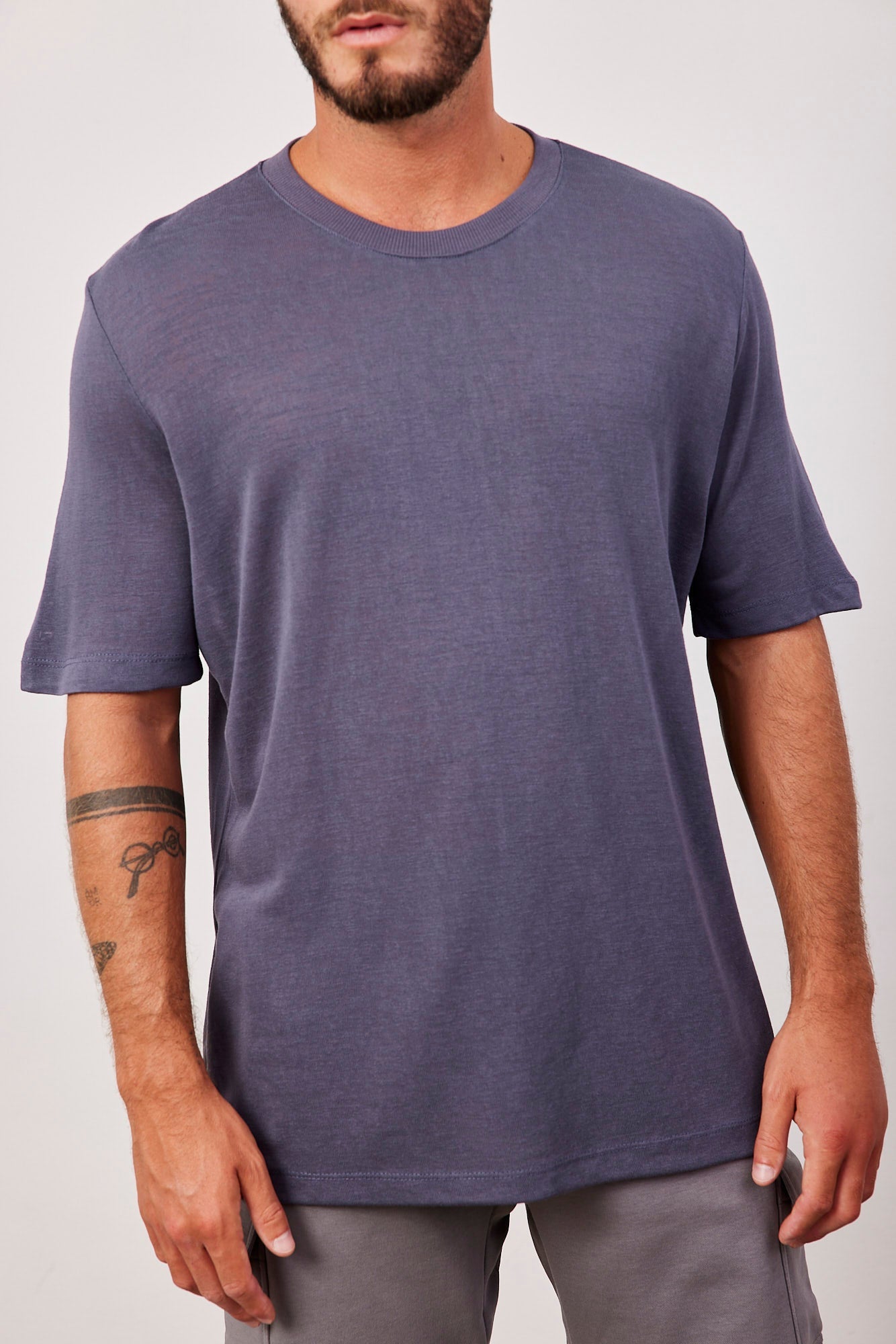 טי-שרט במראה פשתן - ITAY BRANDS