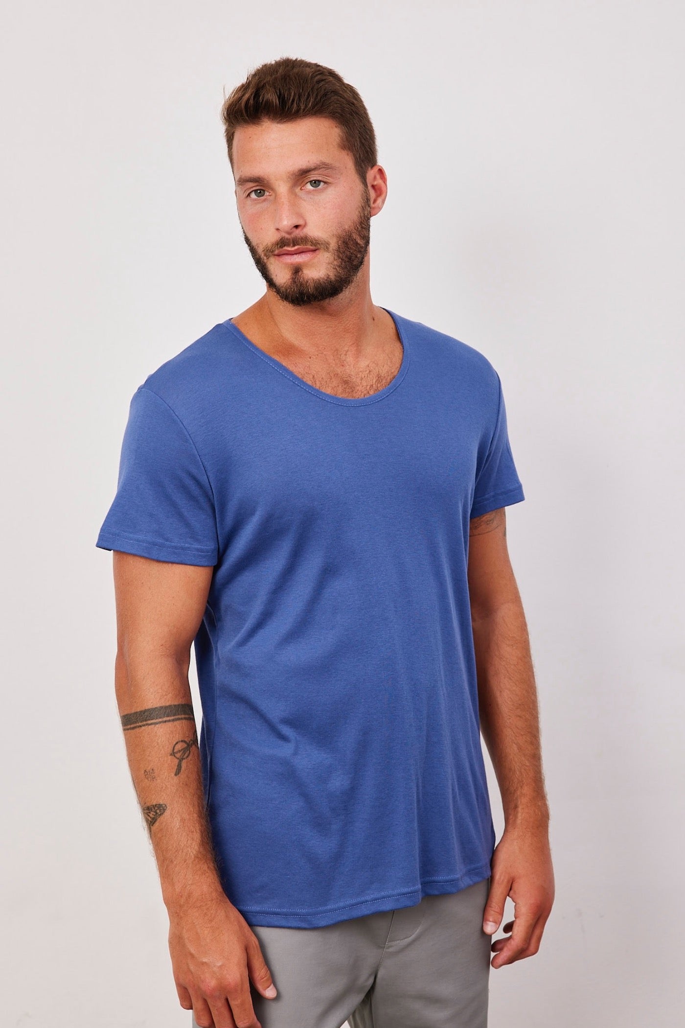 טי-שרט מבד רך במפתח עגול - ITAY BRANDS