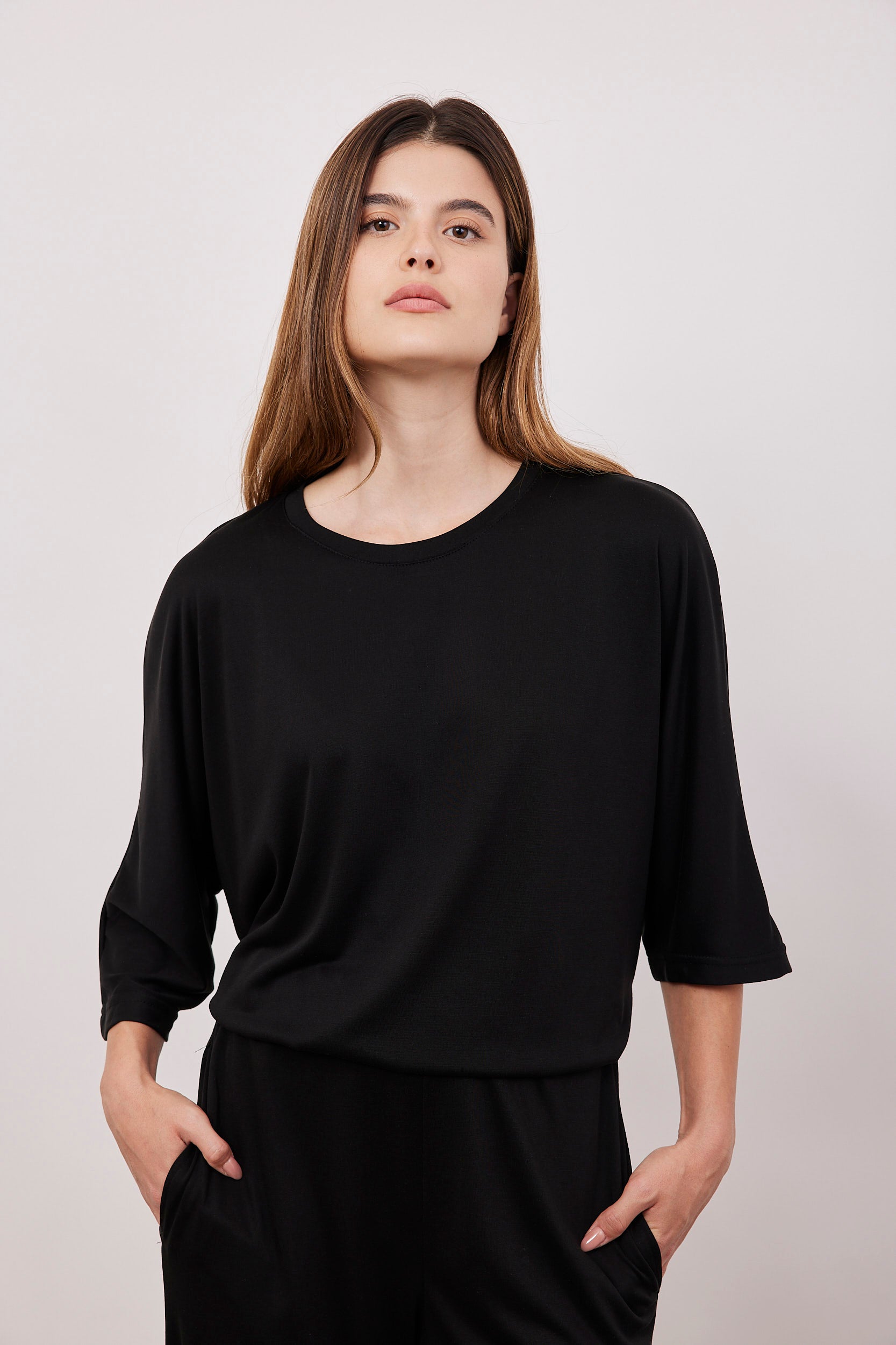 חולצת סריג מבד מודל