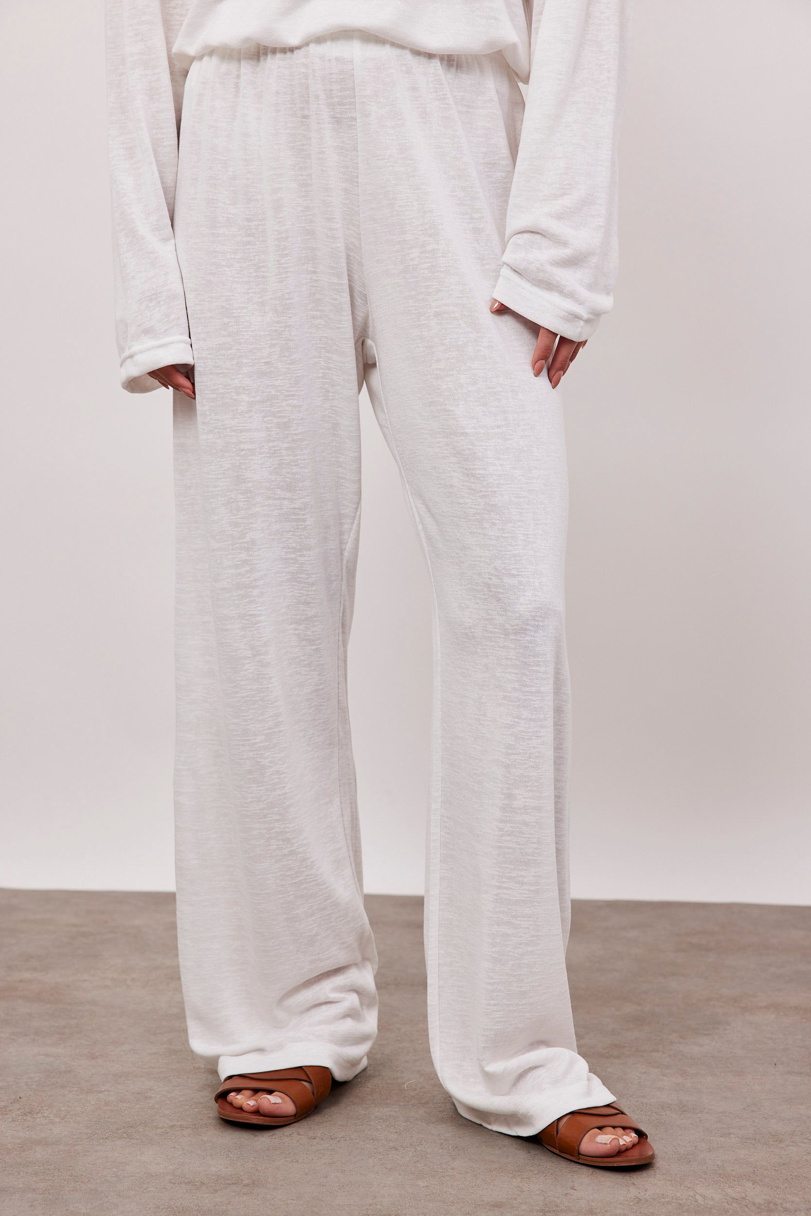 מכנסי סלאב ארוכים מראה פשתן