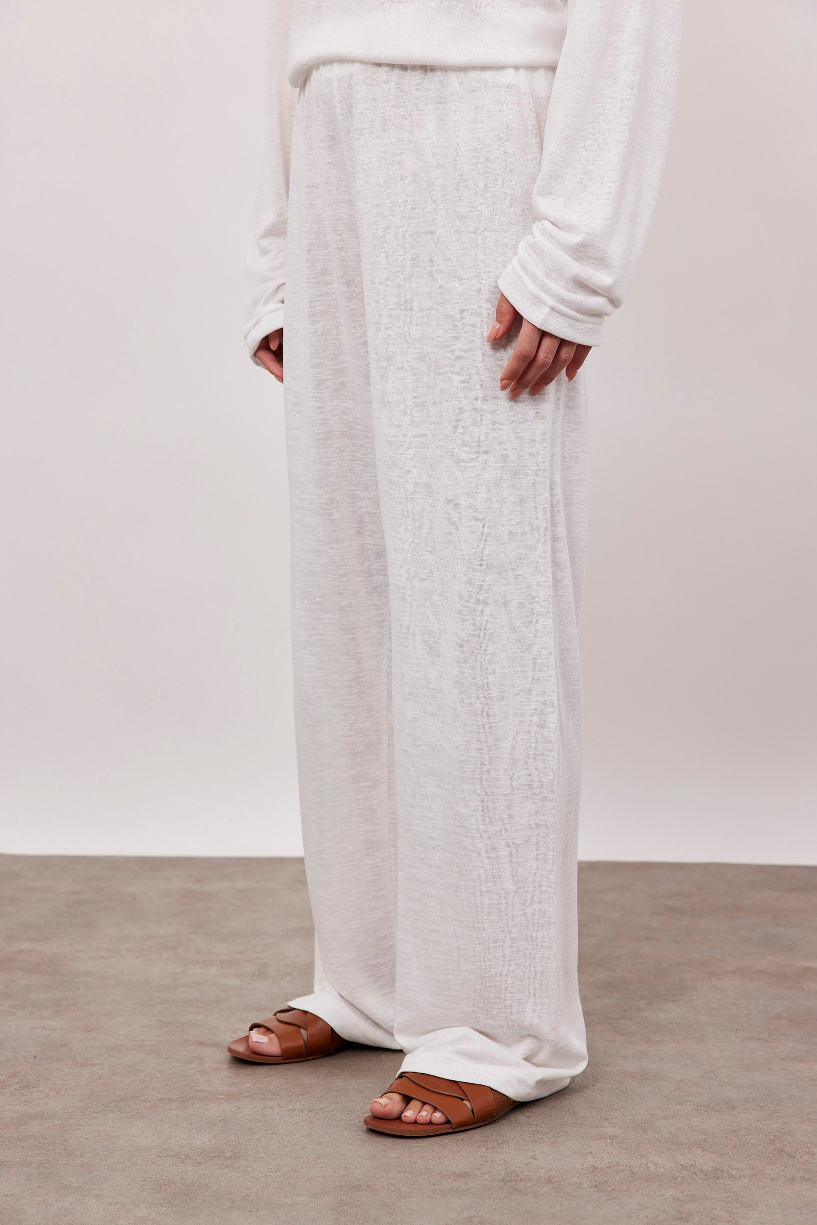 מכנסי סלאב ארוכים מראה פשתן