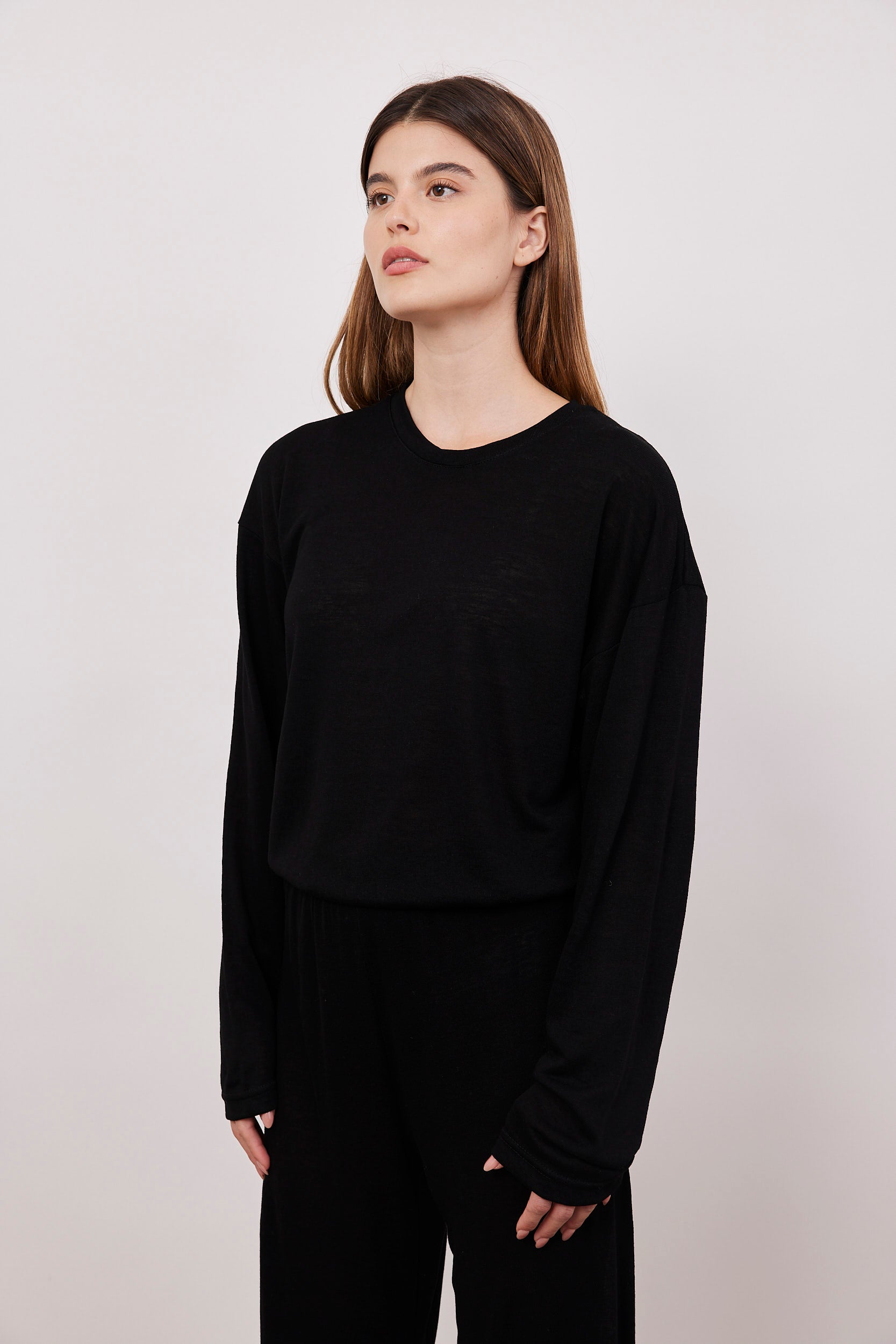 חולצת סלאב ארוכה מראה פשתן