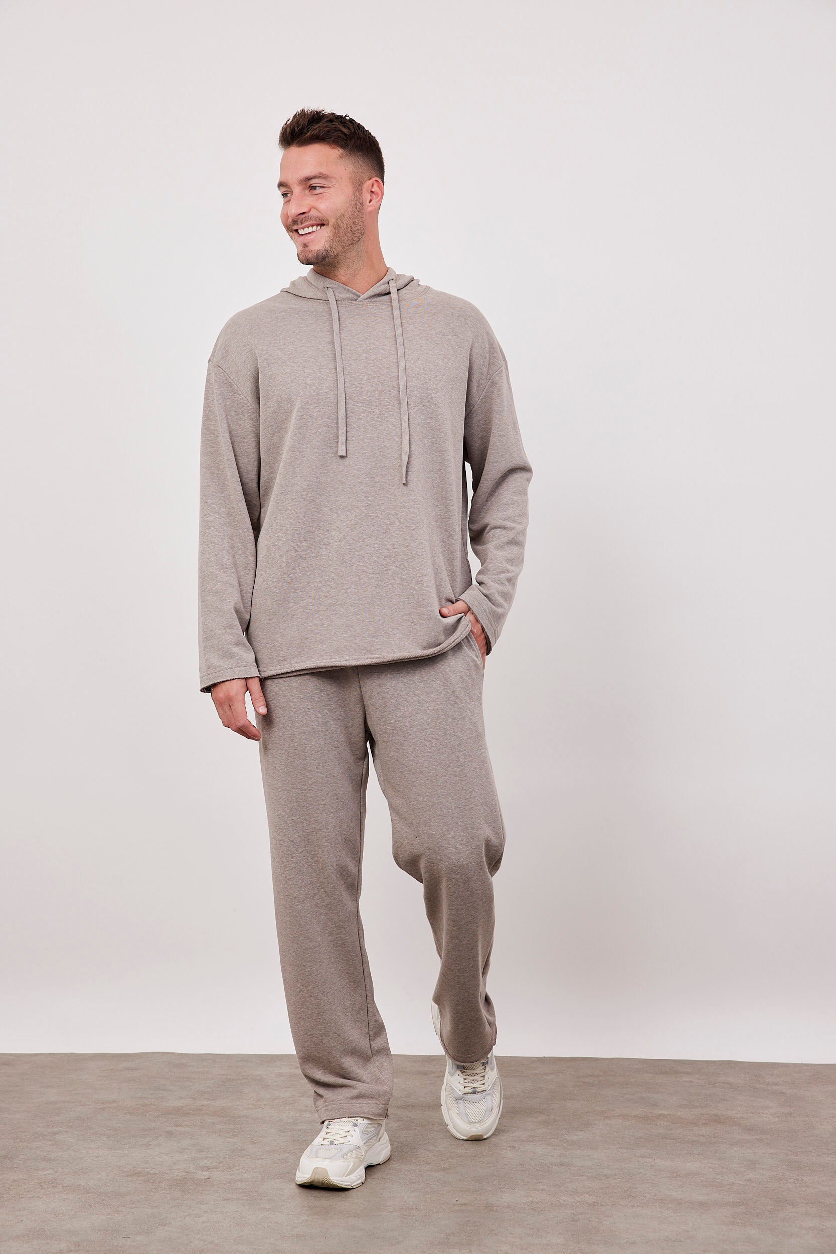 סווטשרט קפוצון פרנץ טרי