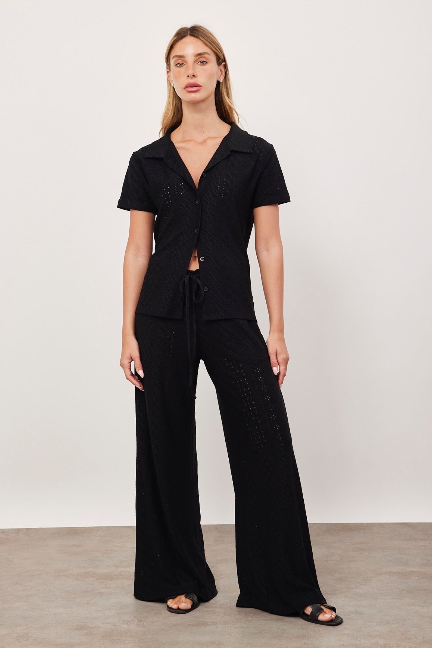 מכנסיים נשפכים במראה תחרה - ITAY BRANDS