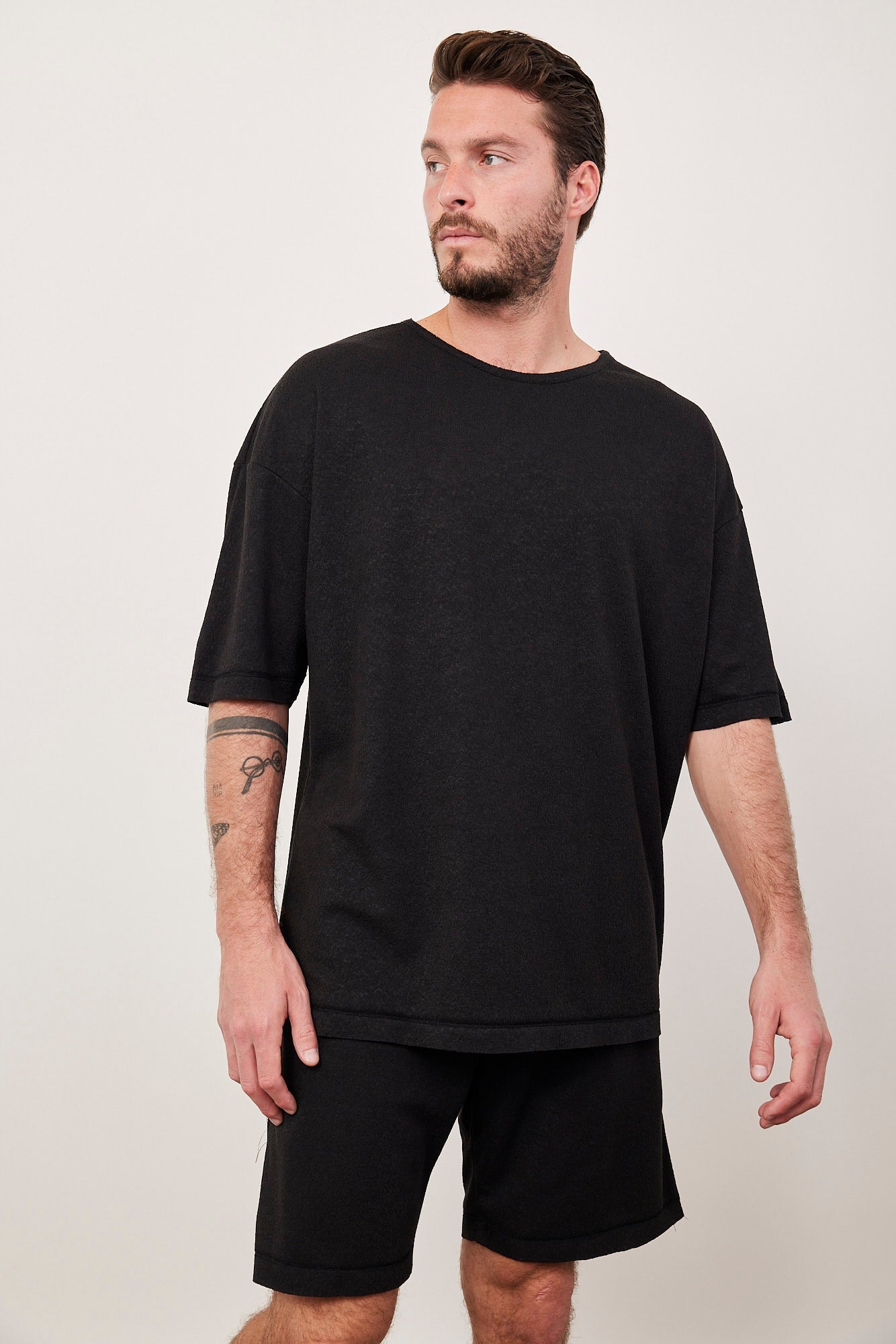 חליפה קצרה בטקסטורה - ITAY BRANDS