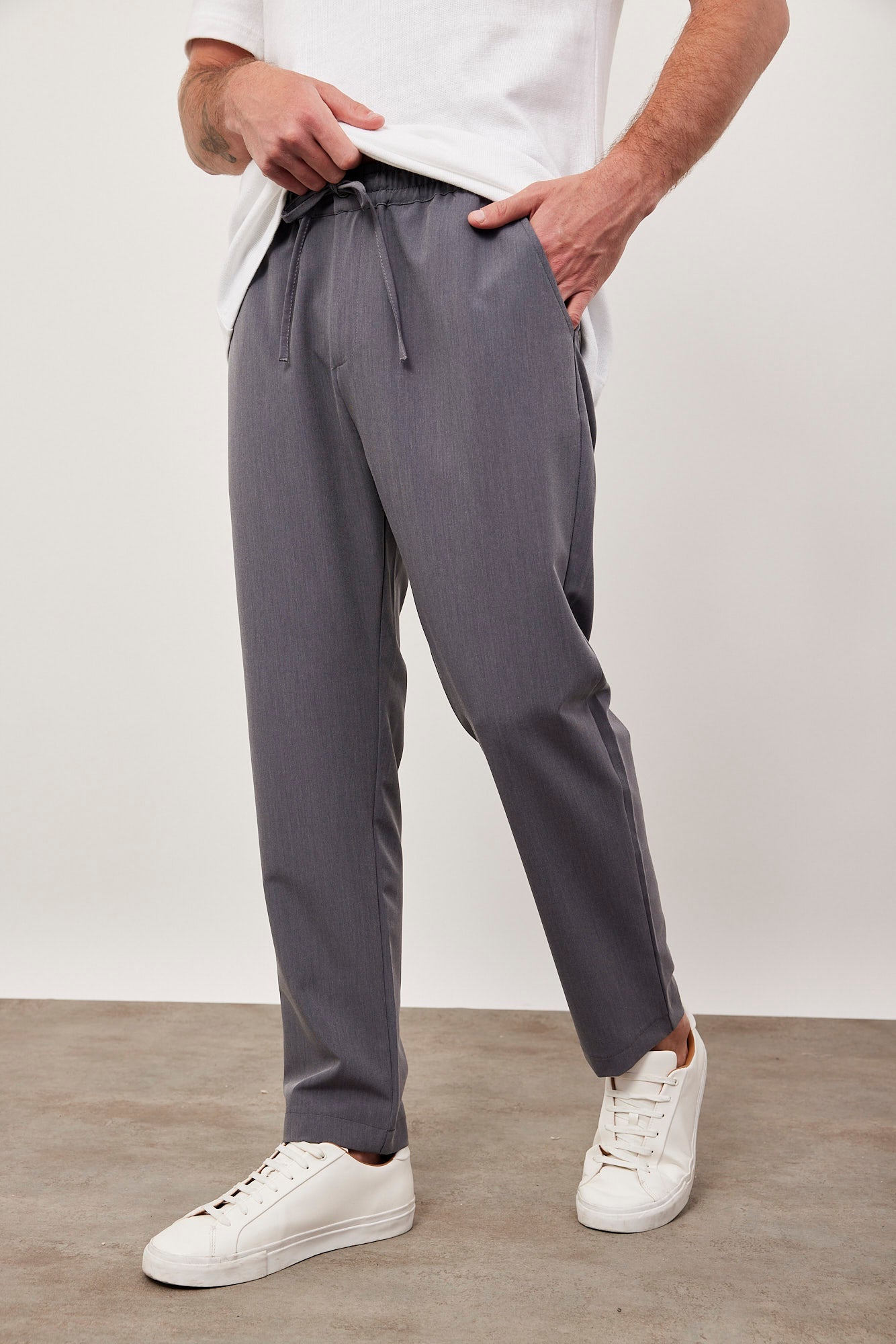 מכנסיים במראה מחוייט עם גומי במות - ITAY BRANDS