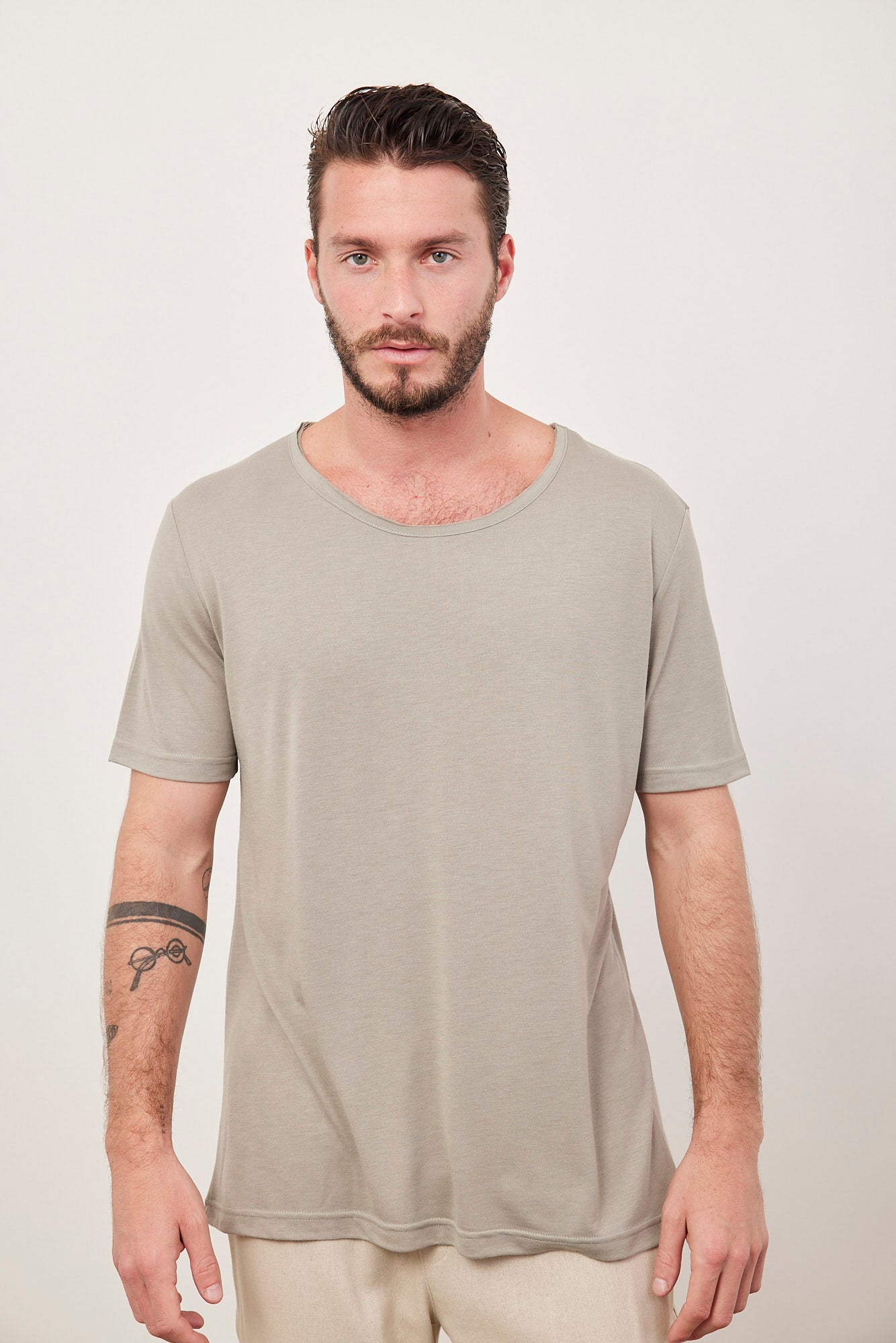 טי-שרט רכה בסיומת פרומה - ITAY BRANDS