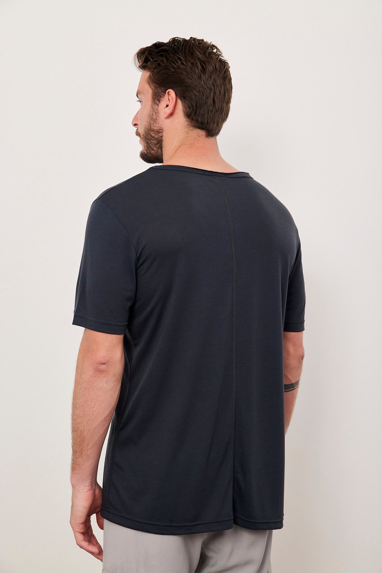 טי-שרט רכה בסיומת פרומה - ITAY BRANDS