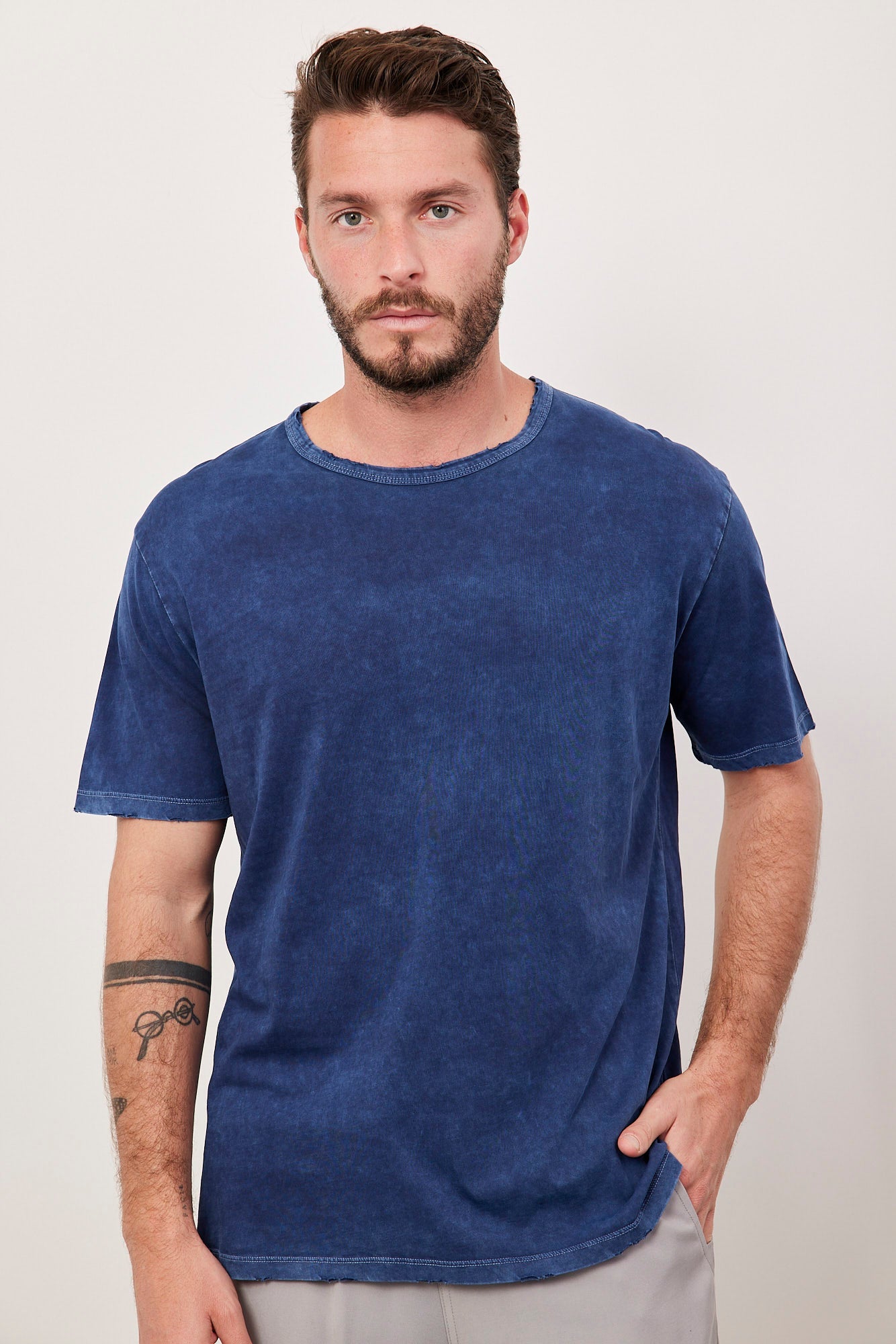 חולצת ווש קצרה עם גימור פרום - ITAY BRANDS