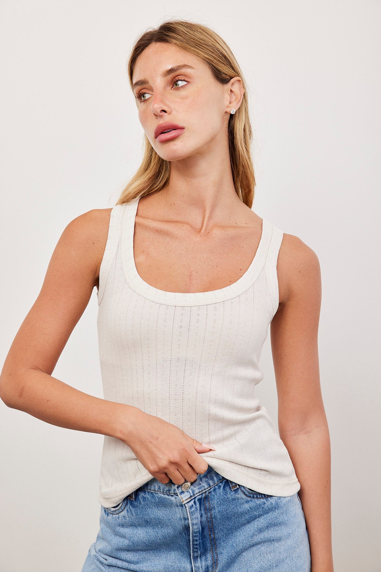 גופיית פוינטל צמודה - ITAY BRANDS