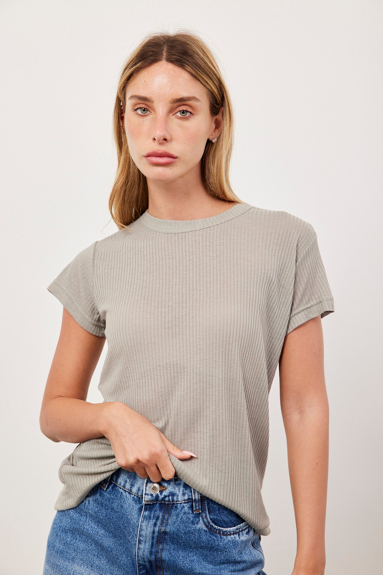 טי שרט מבד רך - ITAY BRANDS