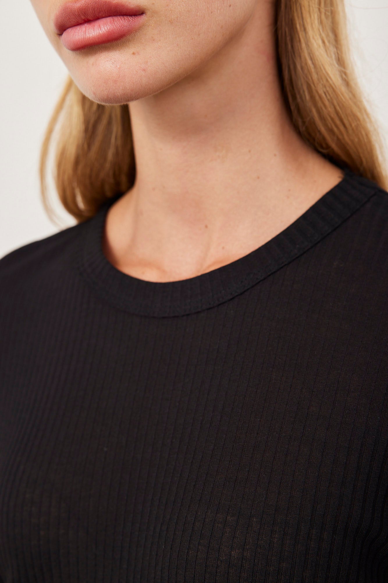 טי שרט מבד רך - ITAY BRANDS