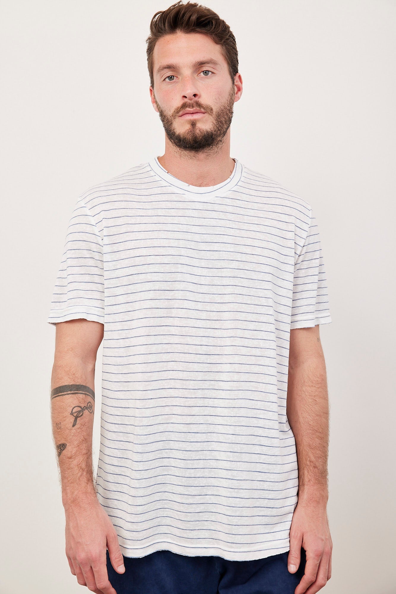 טי-שרט פסים עם קרעים - ITAY BRANDS