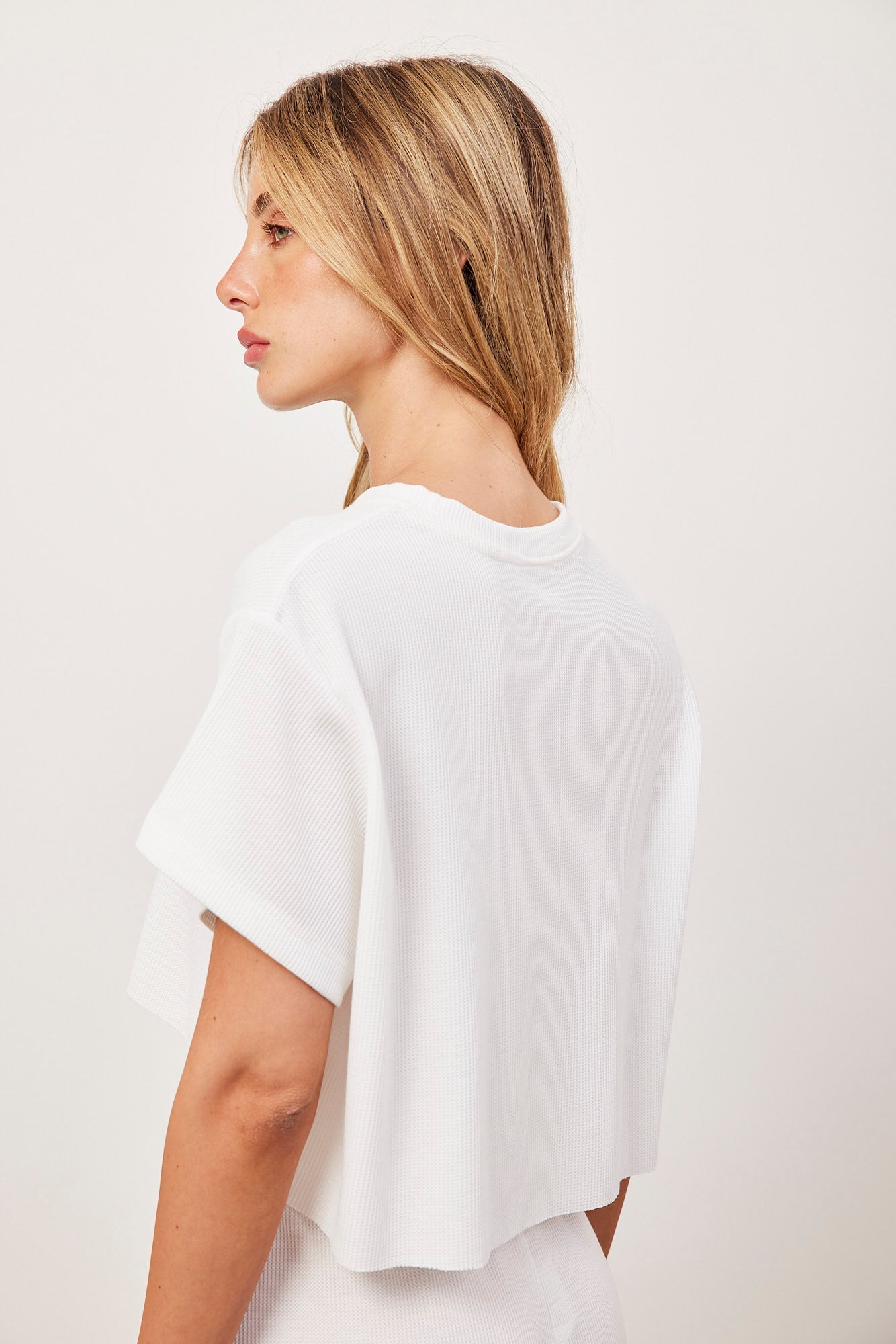 טי-שרט קרופ מבד וופל - ITAY BRANDS