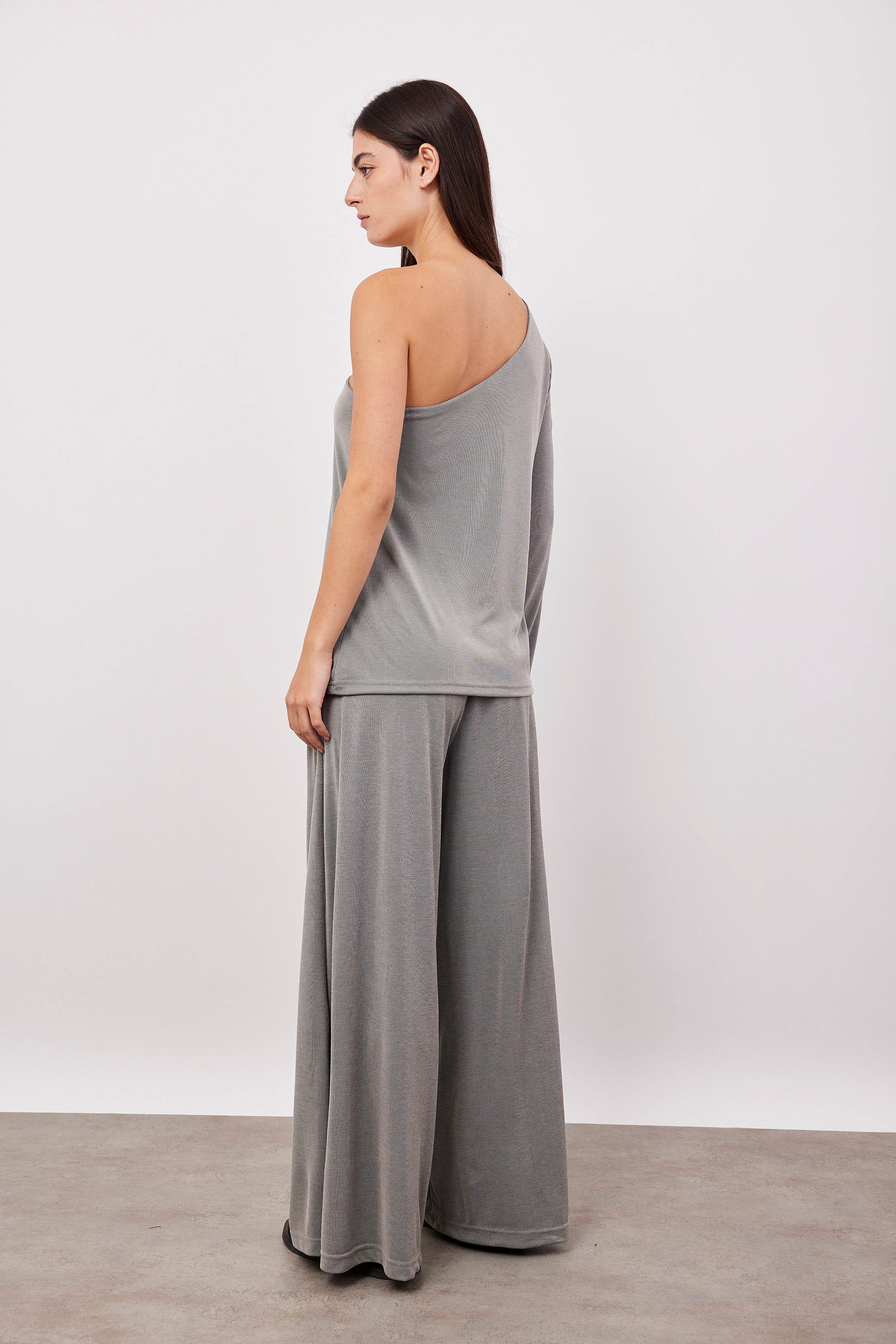 חליפת וואן שולדר בד מודל - ITAY BRANDS