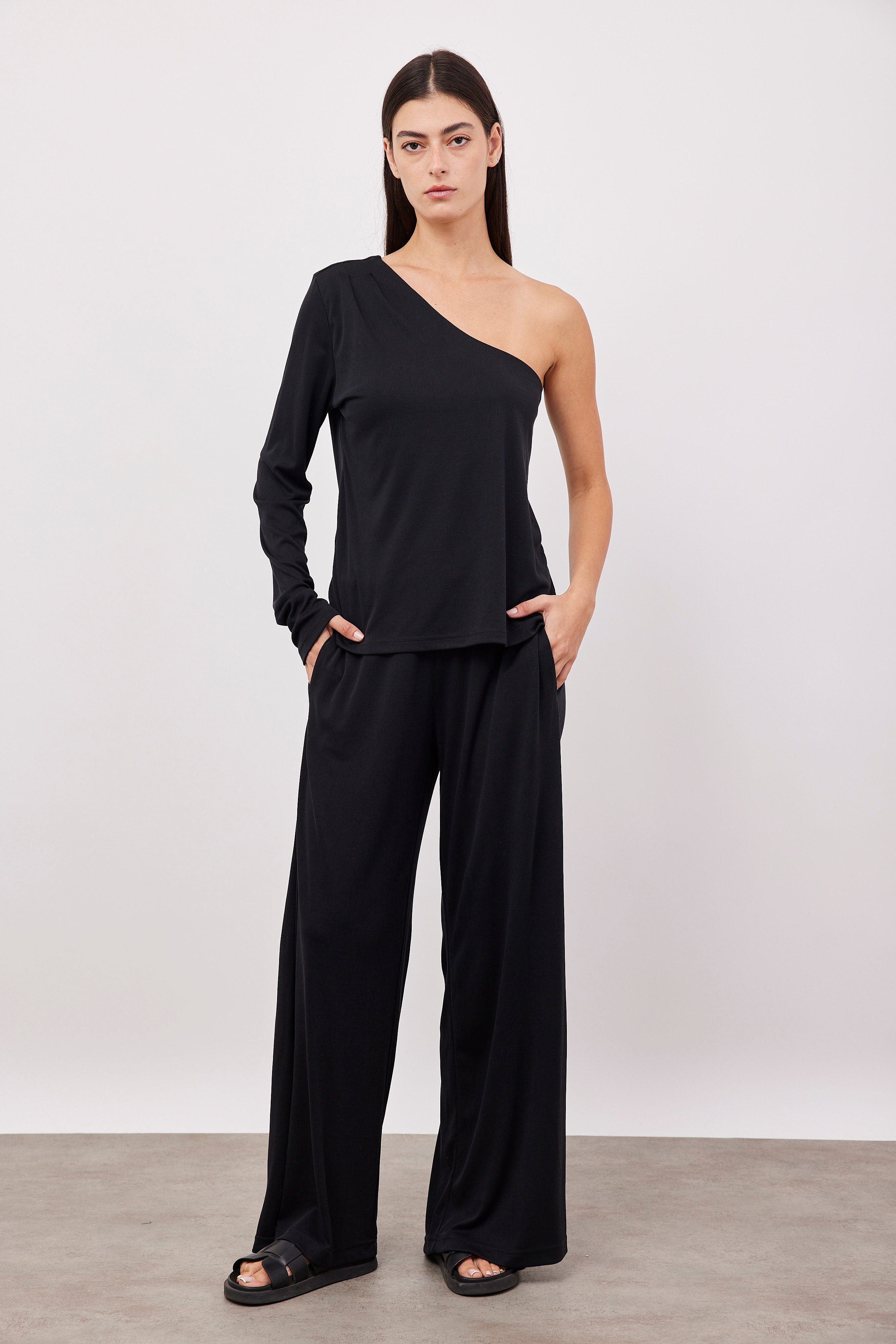 חליפת וואן שולדר בד מודל - ITAY BRANDS