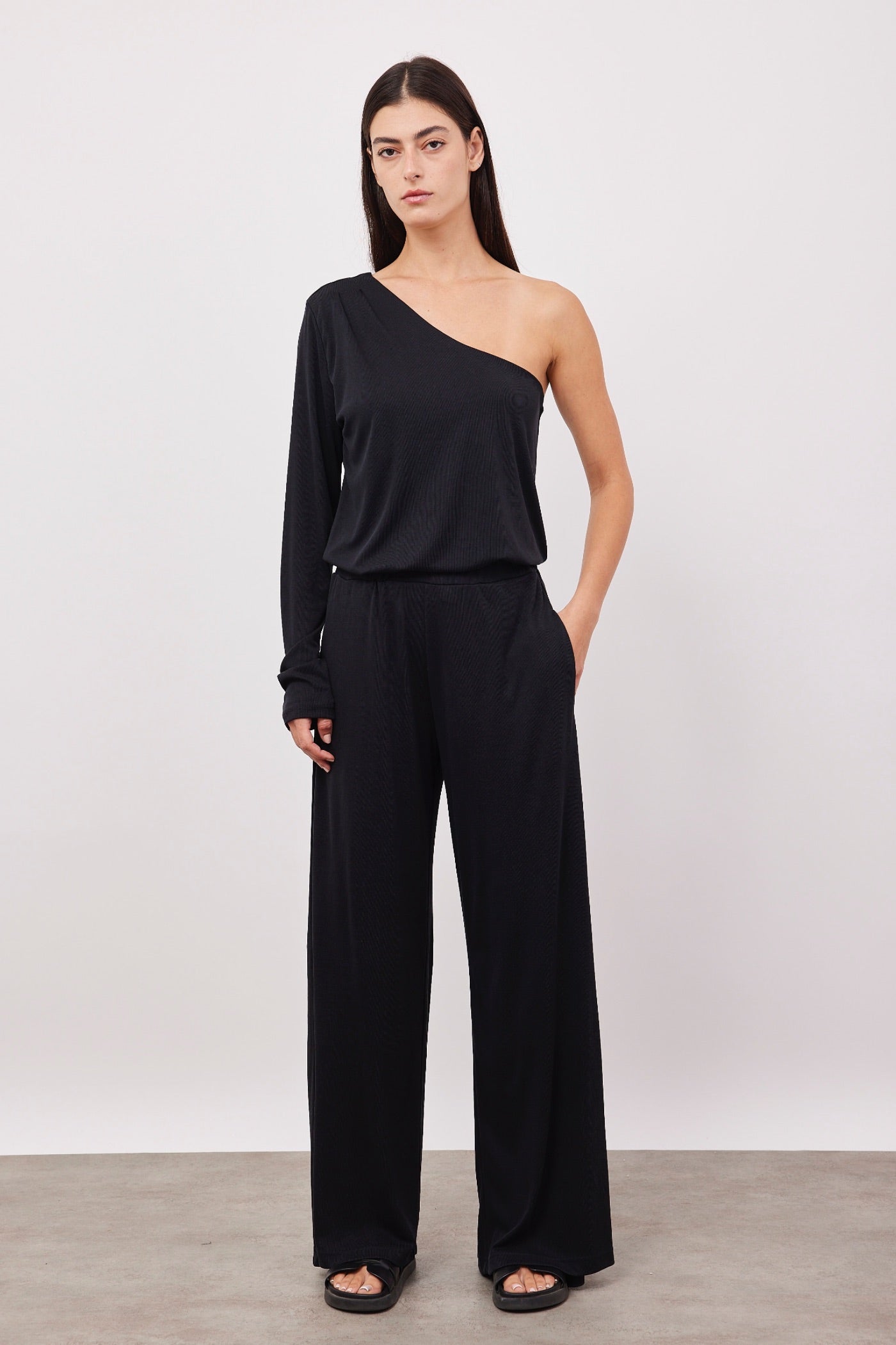 חליפת וואן שולדר בד מודל - ITAY BRANDS