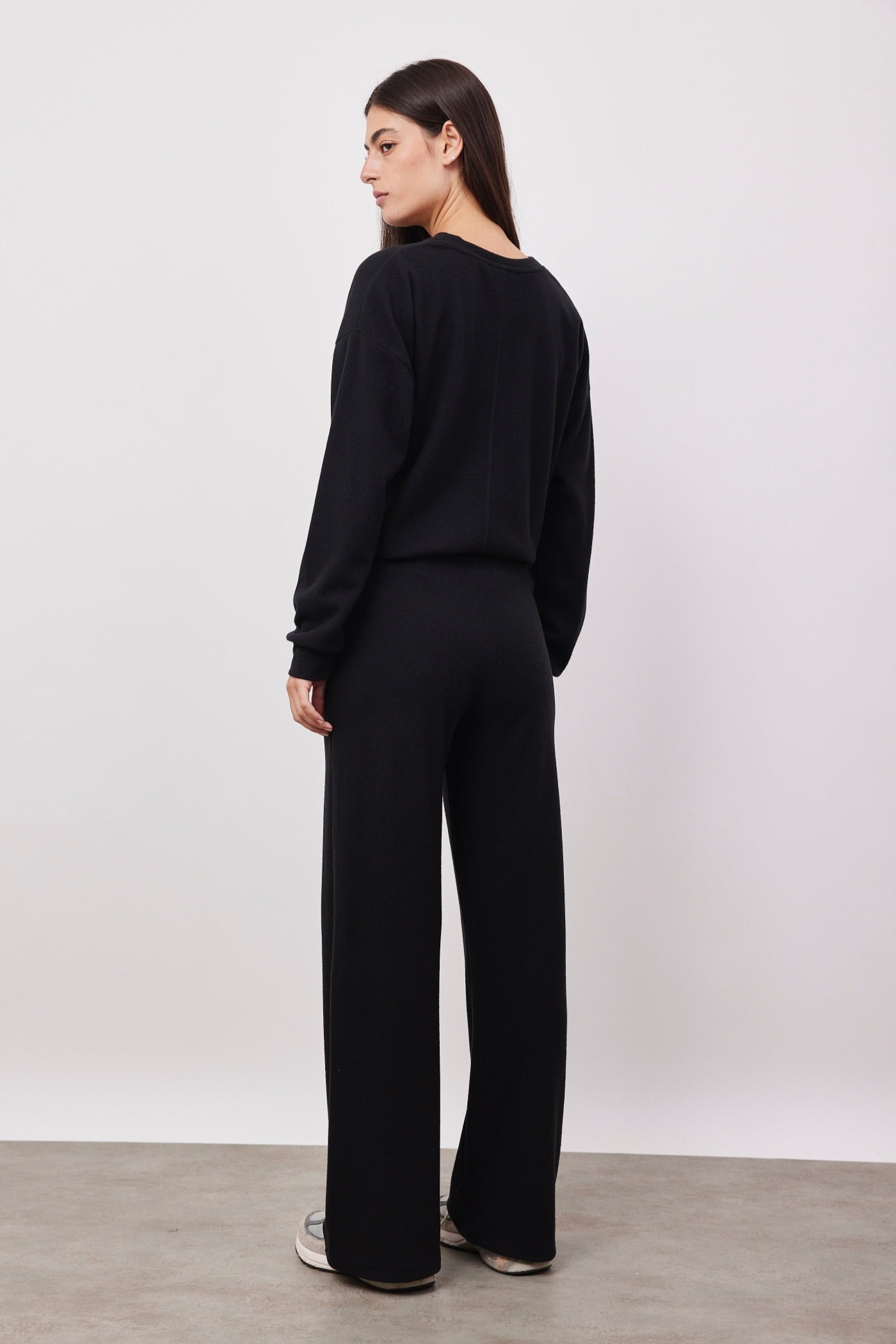 חליפת סריג רכה - ITAY BRANDS