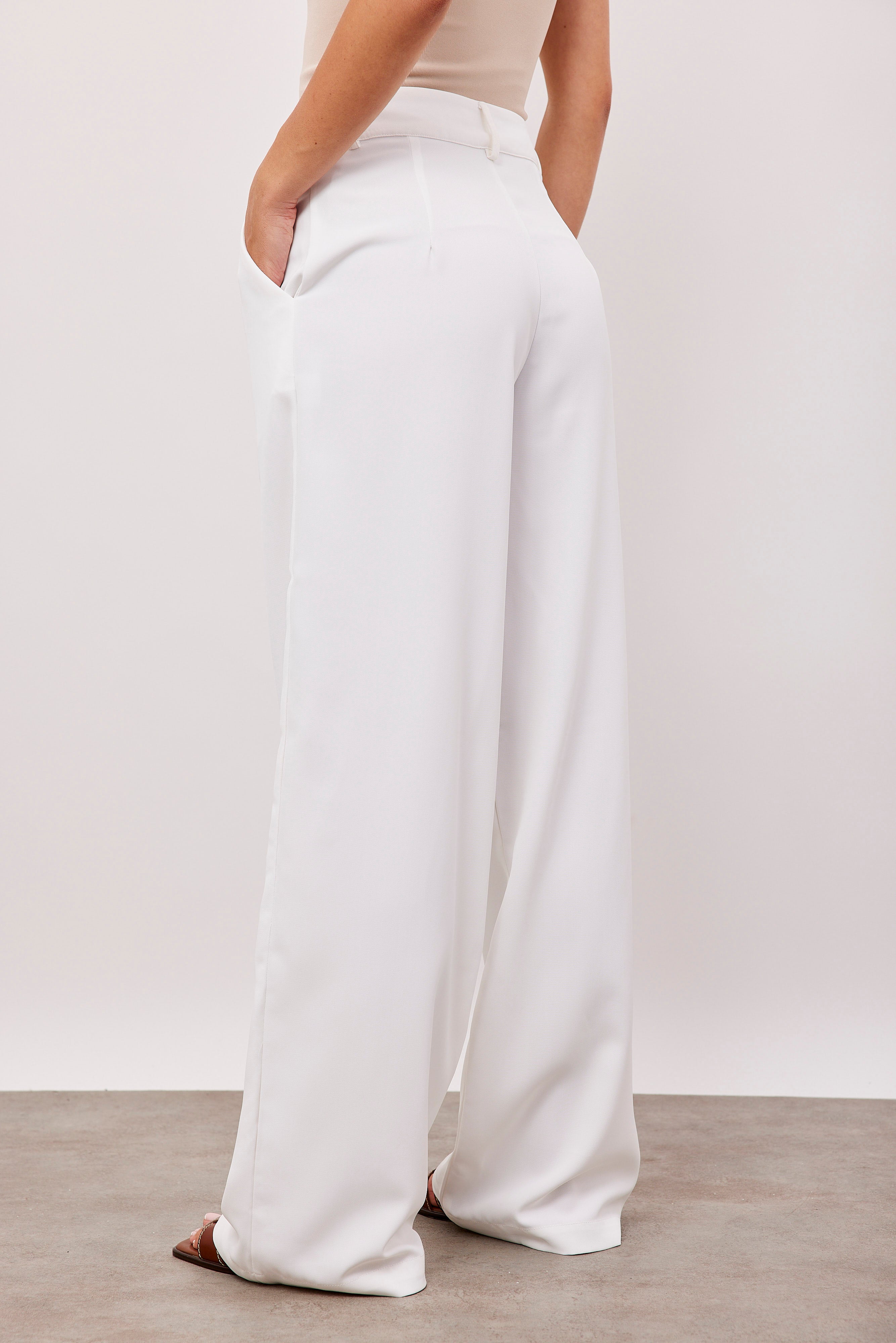 מכנסיים מחויטים מתרחבים - ITAY BRANDS