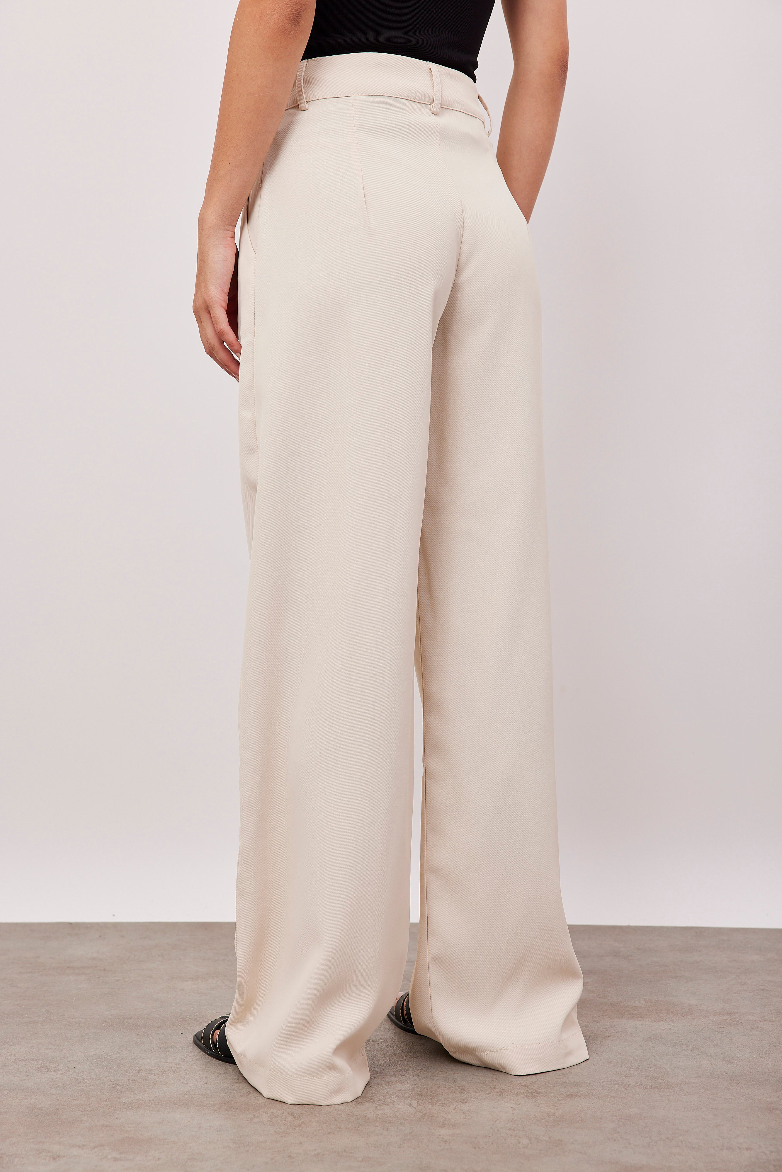 מכנסיים מחויטים מתרחבים - ITAY BRANDS